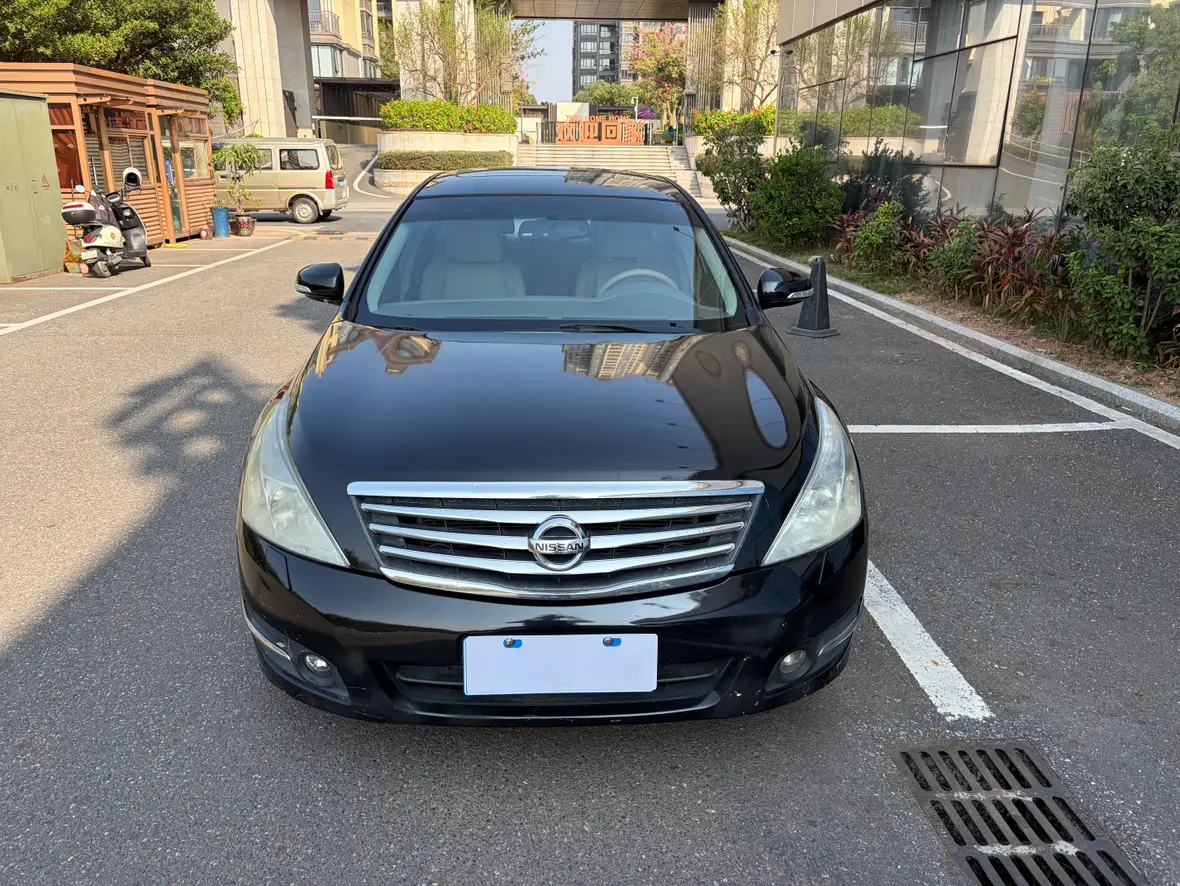 Nissan Altima (Teana)  из Китая