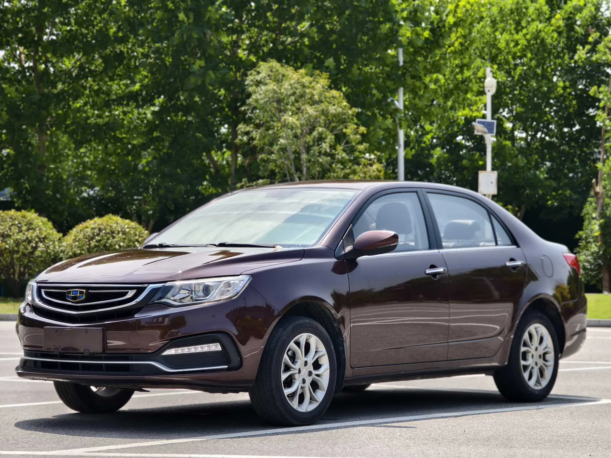 Geely Vision  из Китая