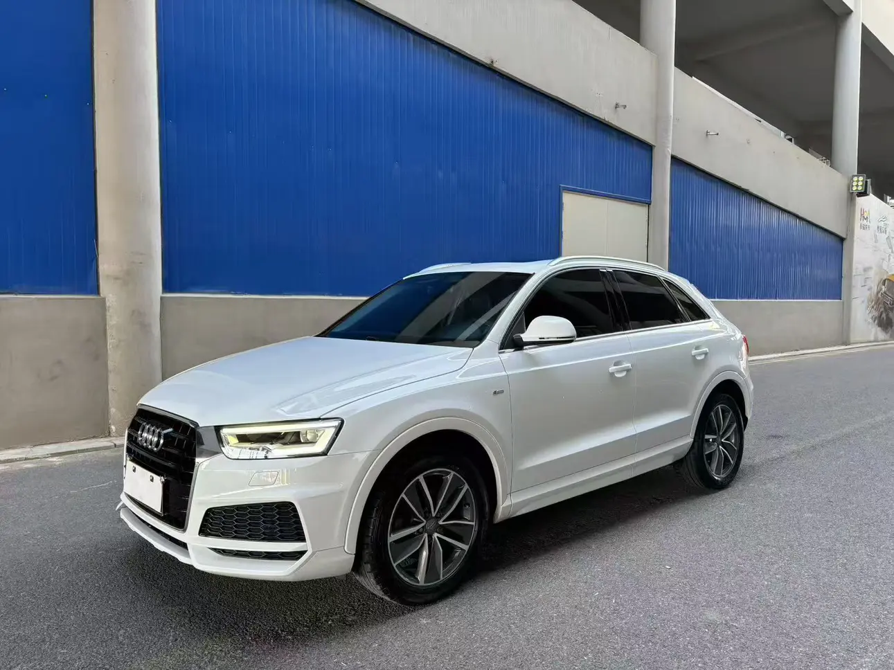 Audi Q3  из Китая