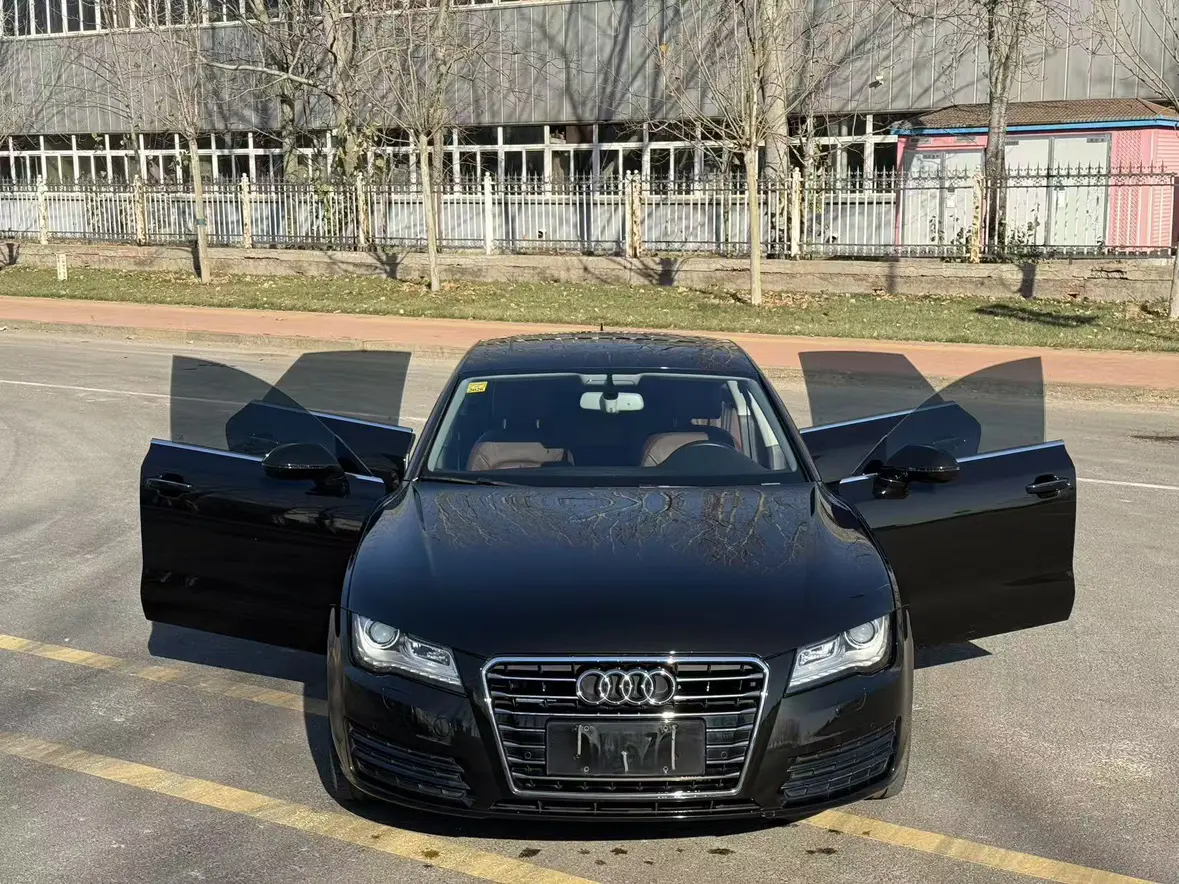 Audi A7  из Китая