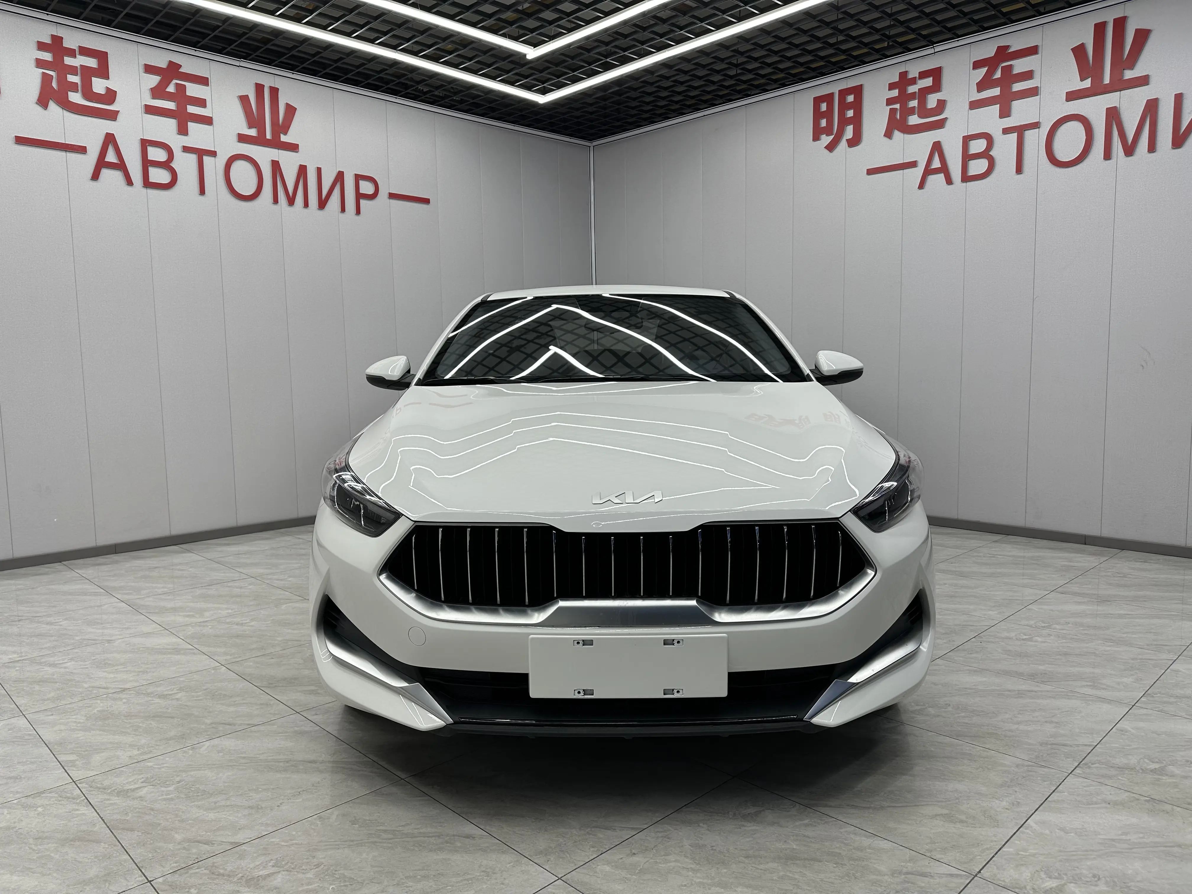 Kia K3  из Китая