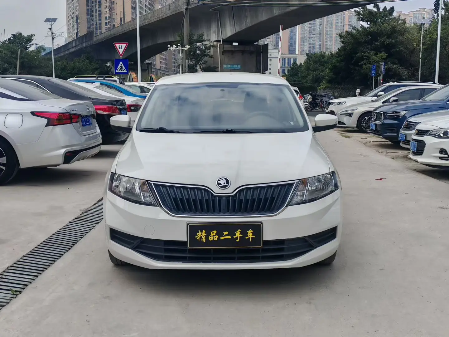 Skoda Xin Rui  из Китая