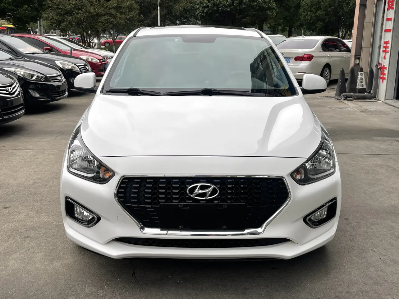 Hyundai Verna (Rena)  из Китая