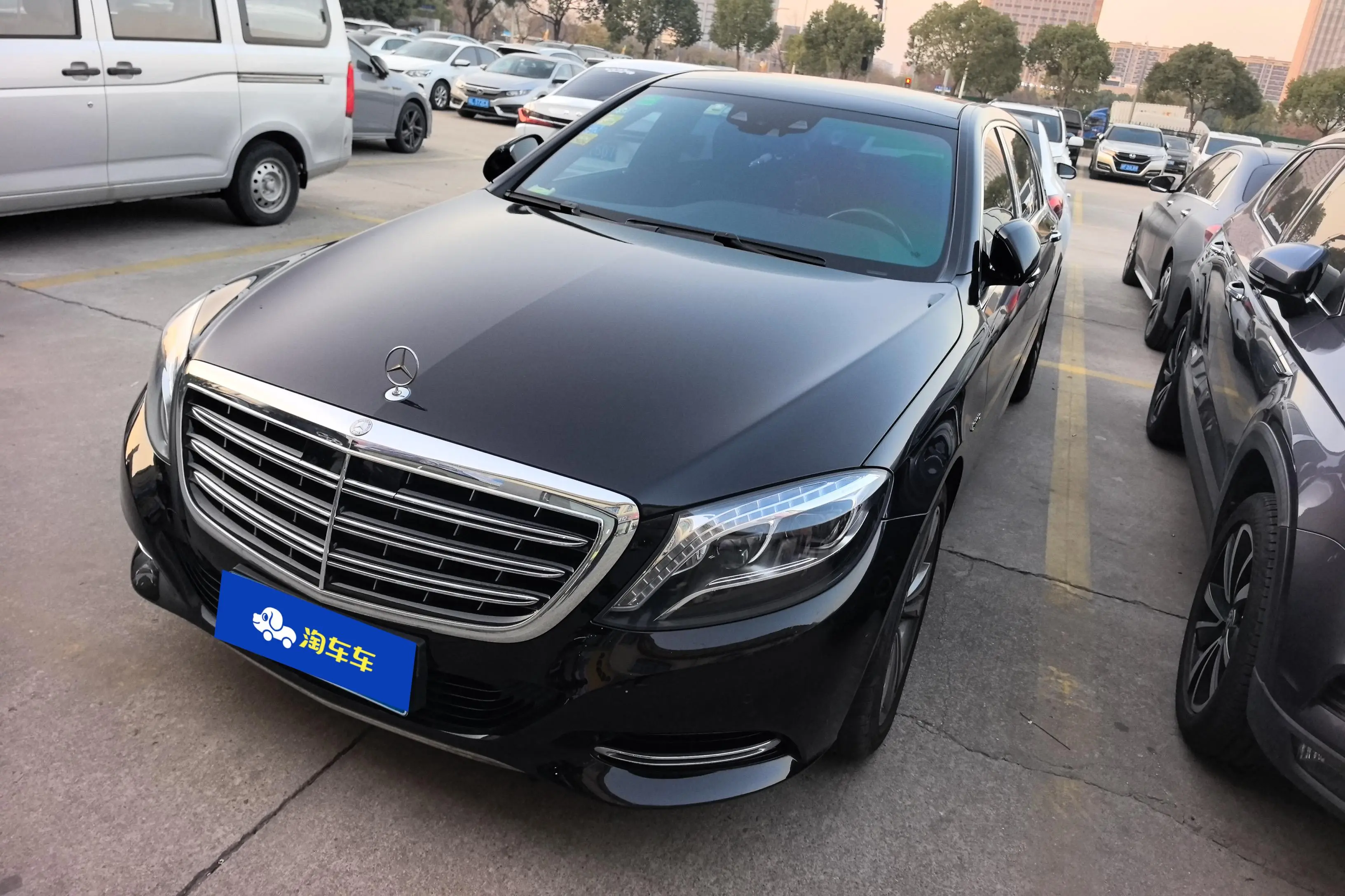 Mercedes-Benz Maybach S-Class  из Китая