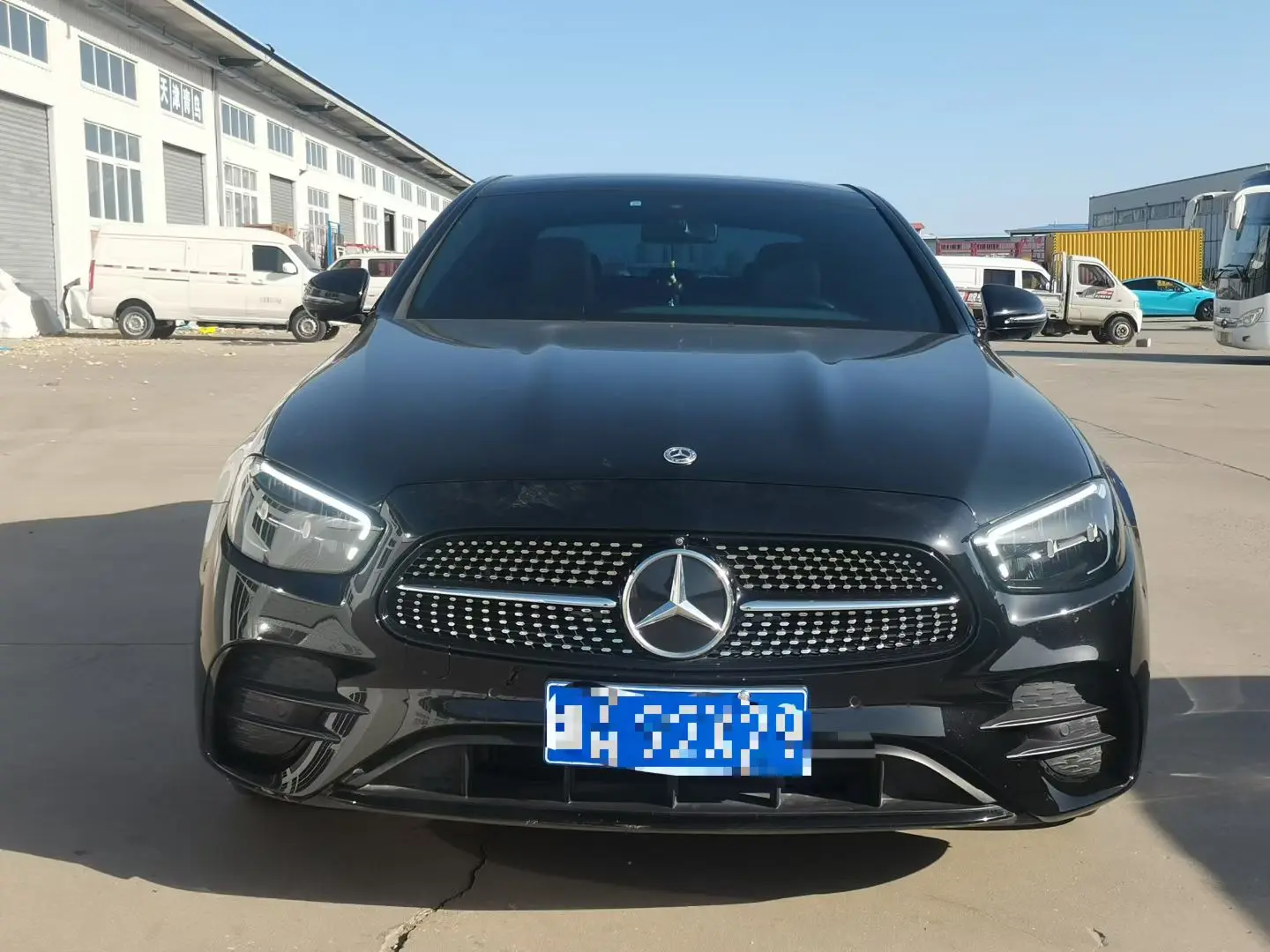 Mercedes-Benz E-Class (imported)  из Китая