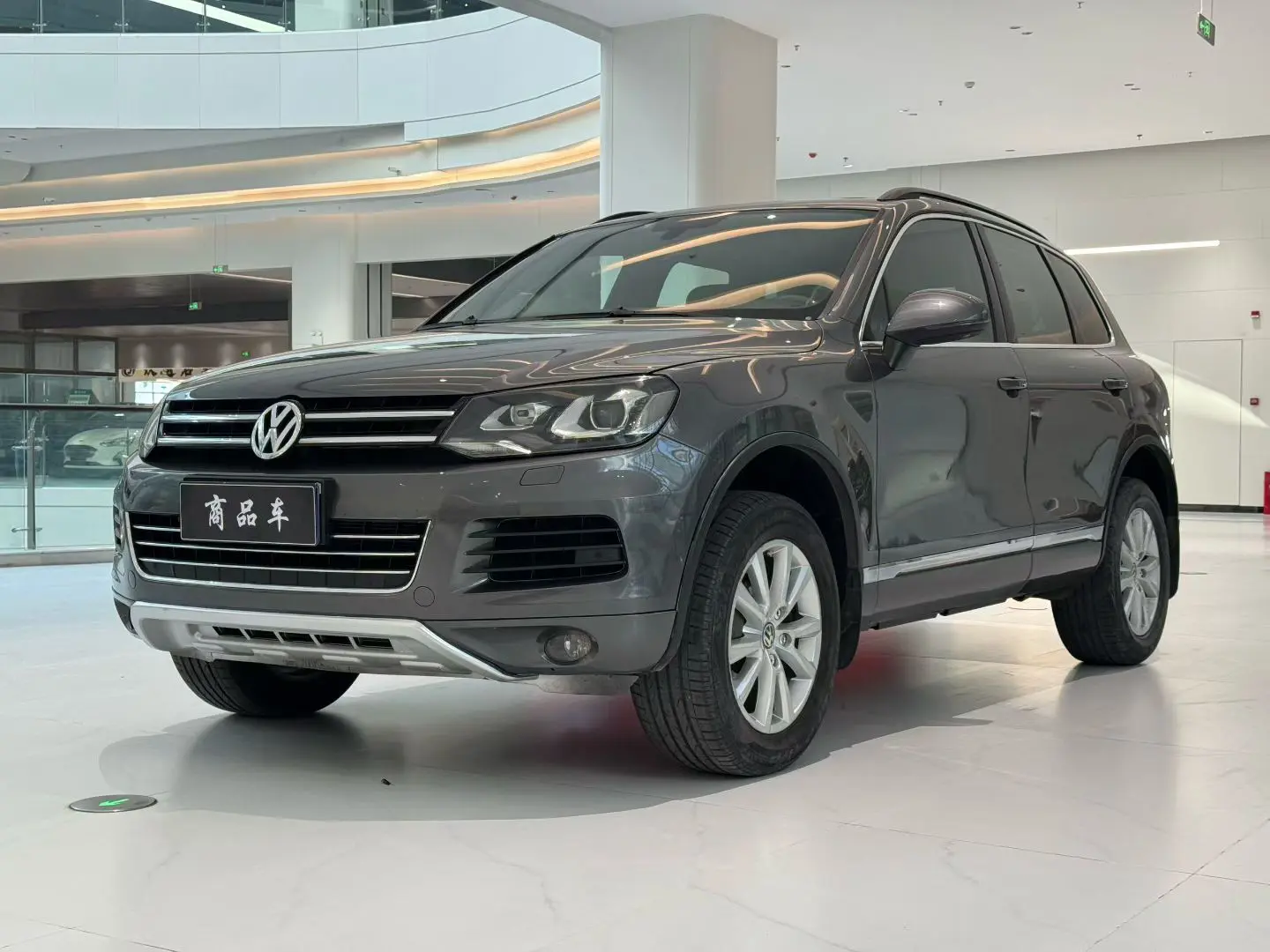 Volkswagen Touareg  из Китая