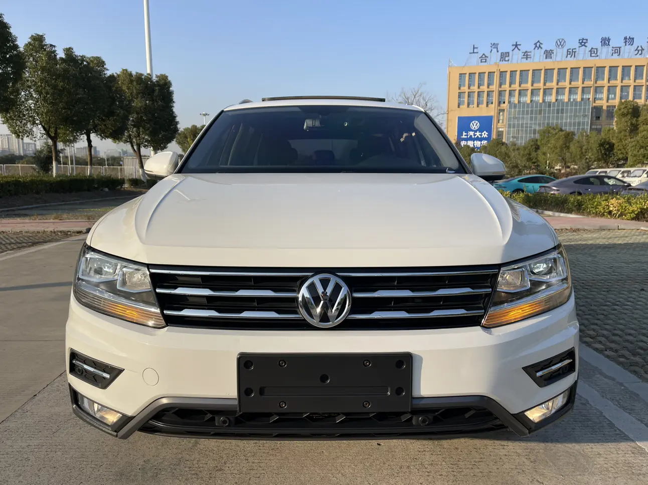 Volkswagen Tiguan L  из Китая