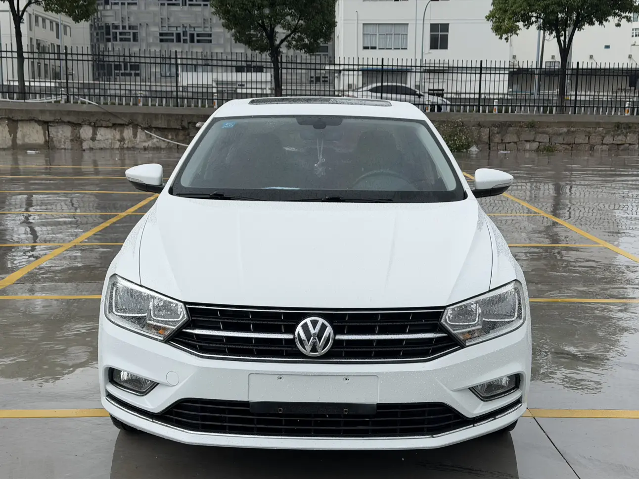 Volkswagen Bora  из Китая