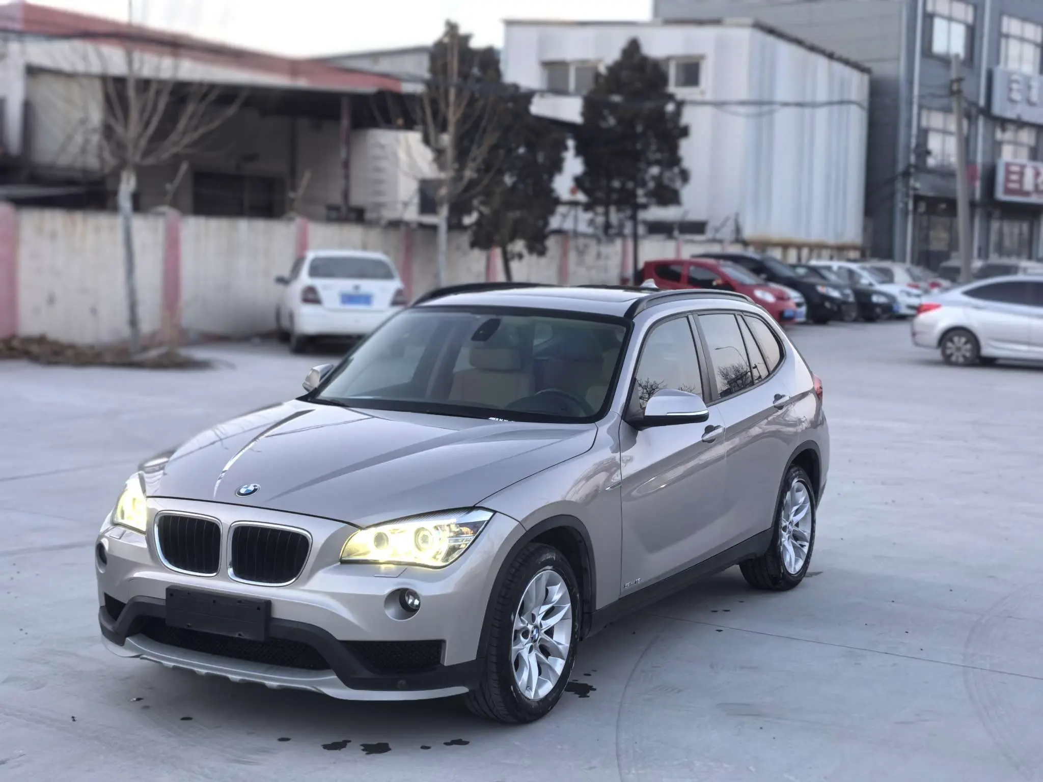 BMW X1  из Китая