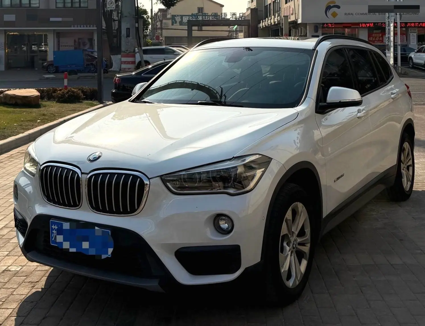BMW X1  из Китая