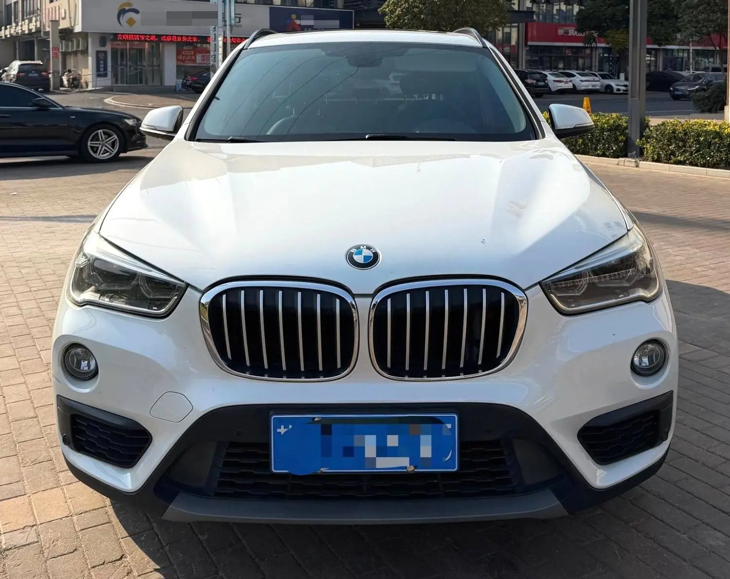 BMW X1  из Китая