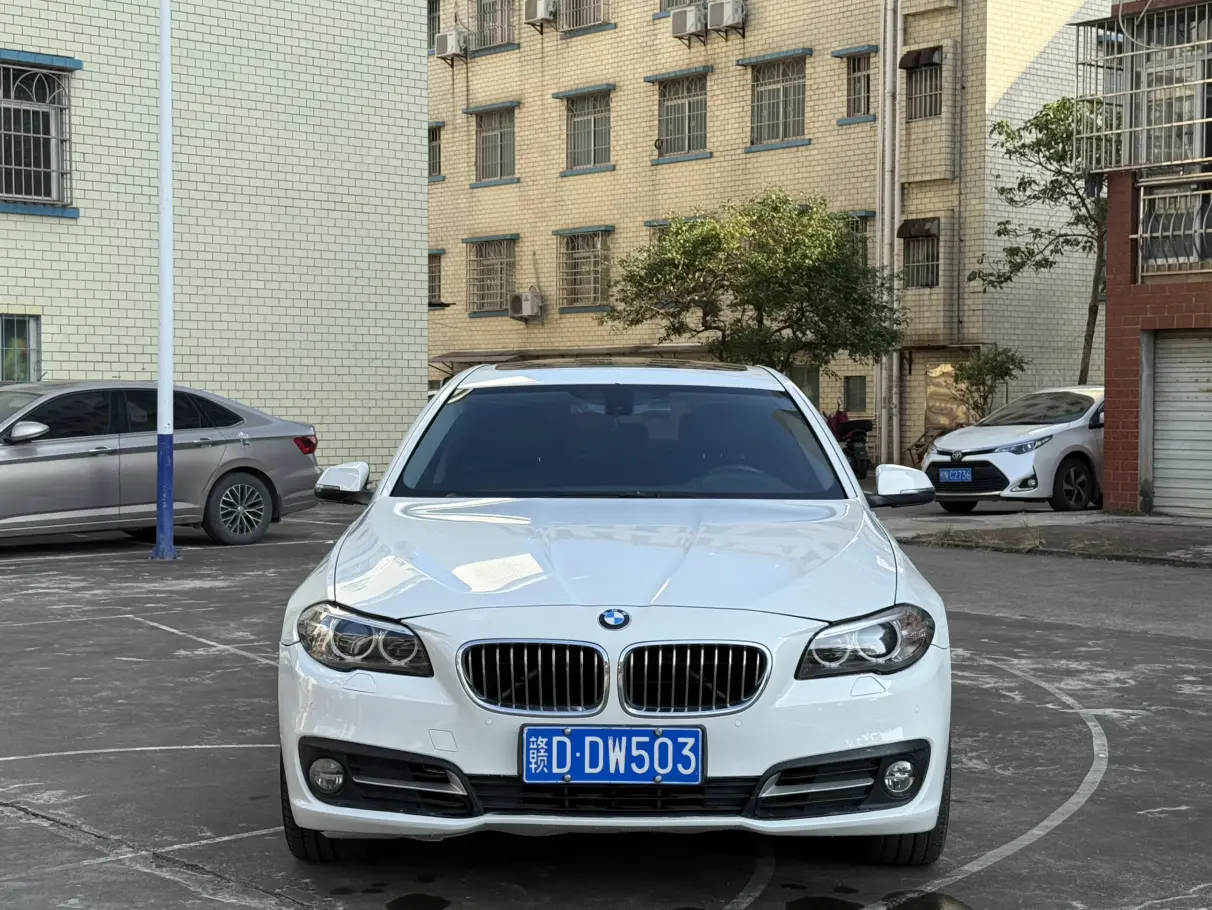 BMW 5 Series  из Китая