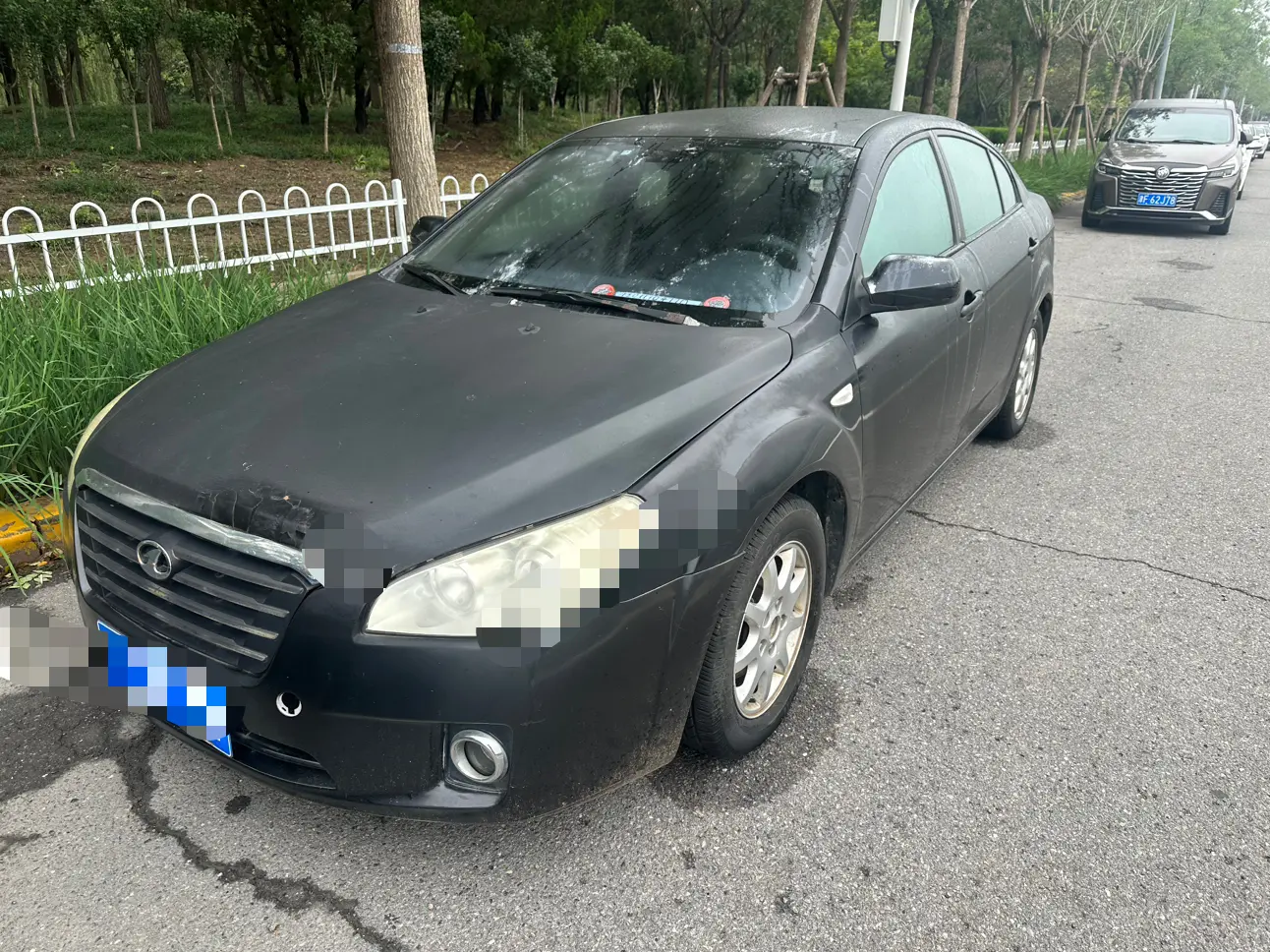 FAW Bestune B50 (Besturn B50)  из Китая