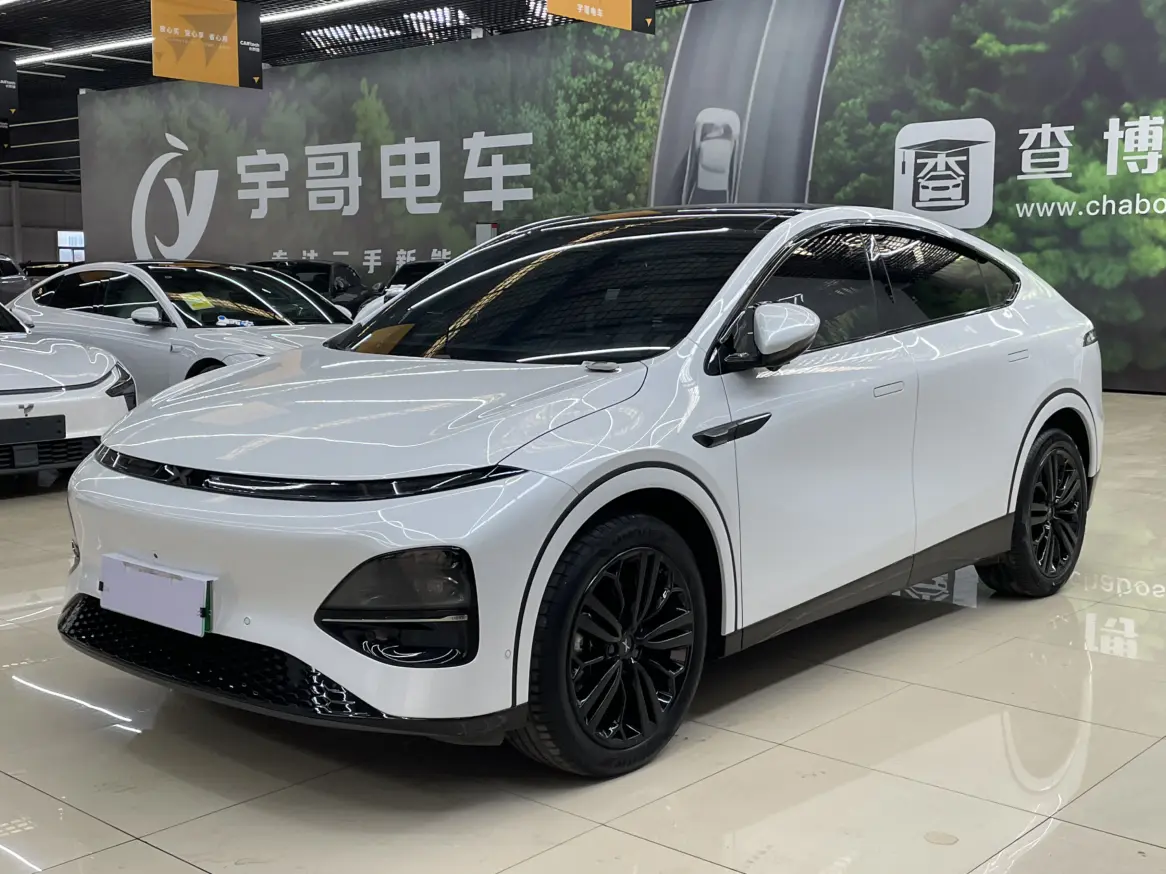 Xpeng G6  из Китая