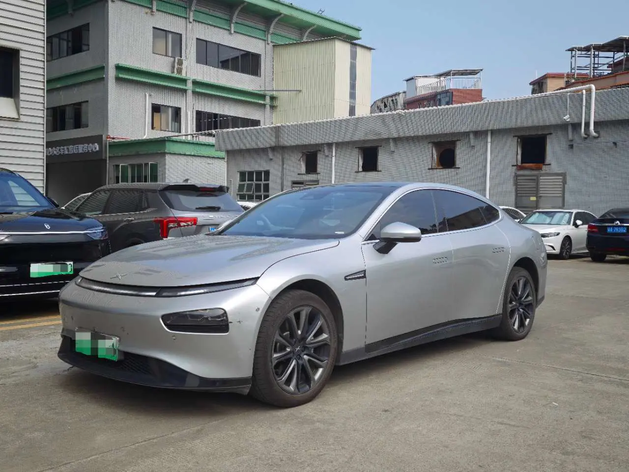 Xpeng P7  из Китая