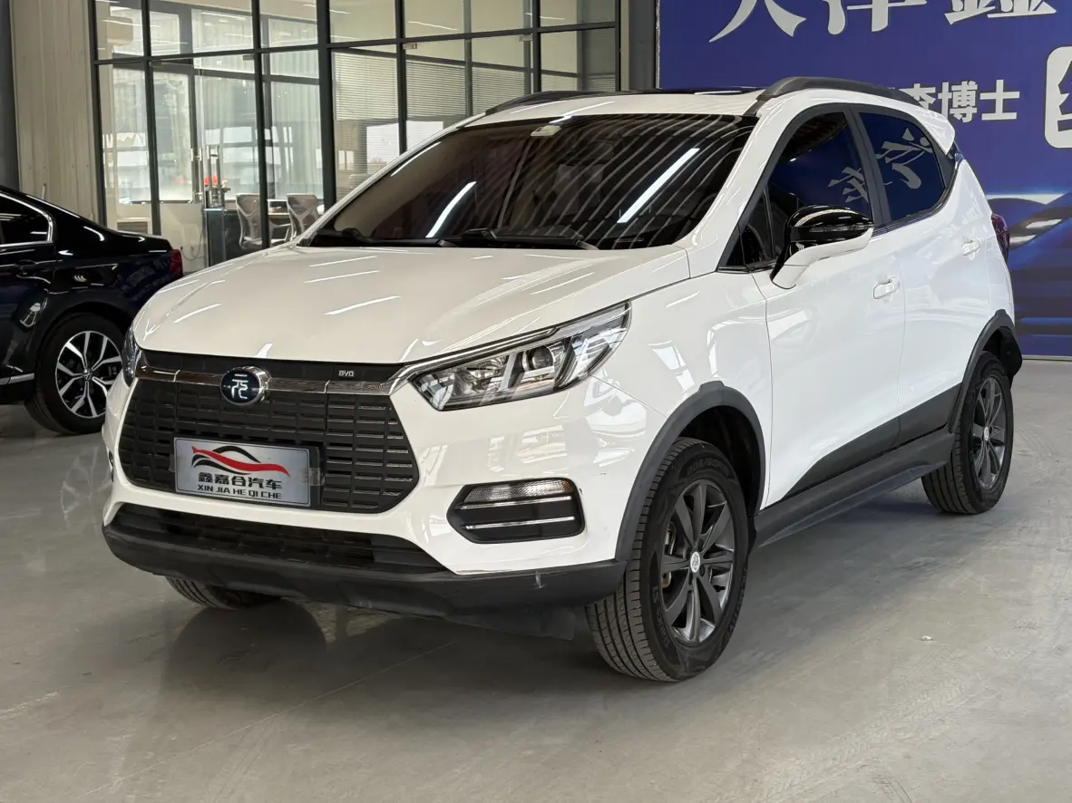 BYD Yuan EV  из Китая