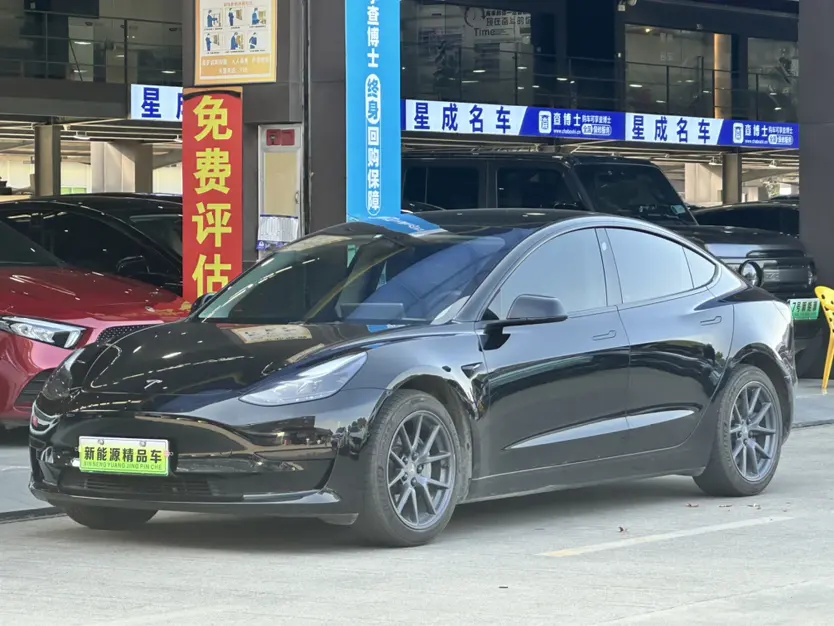 Tesla Model 3  из Китая