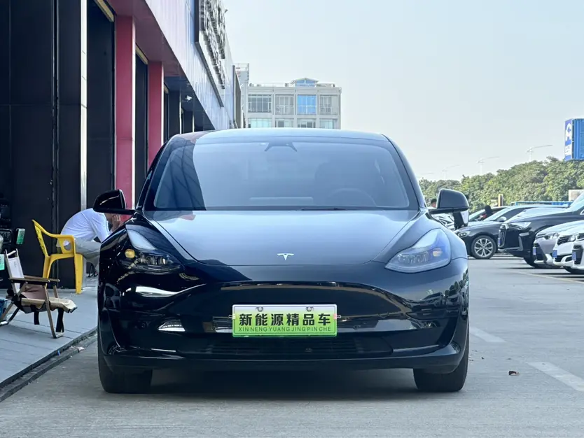 Tesla Model 3  из Китая
