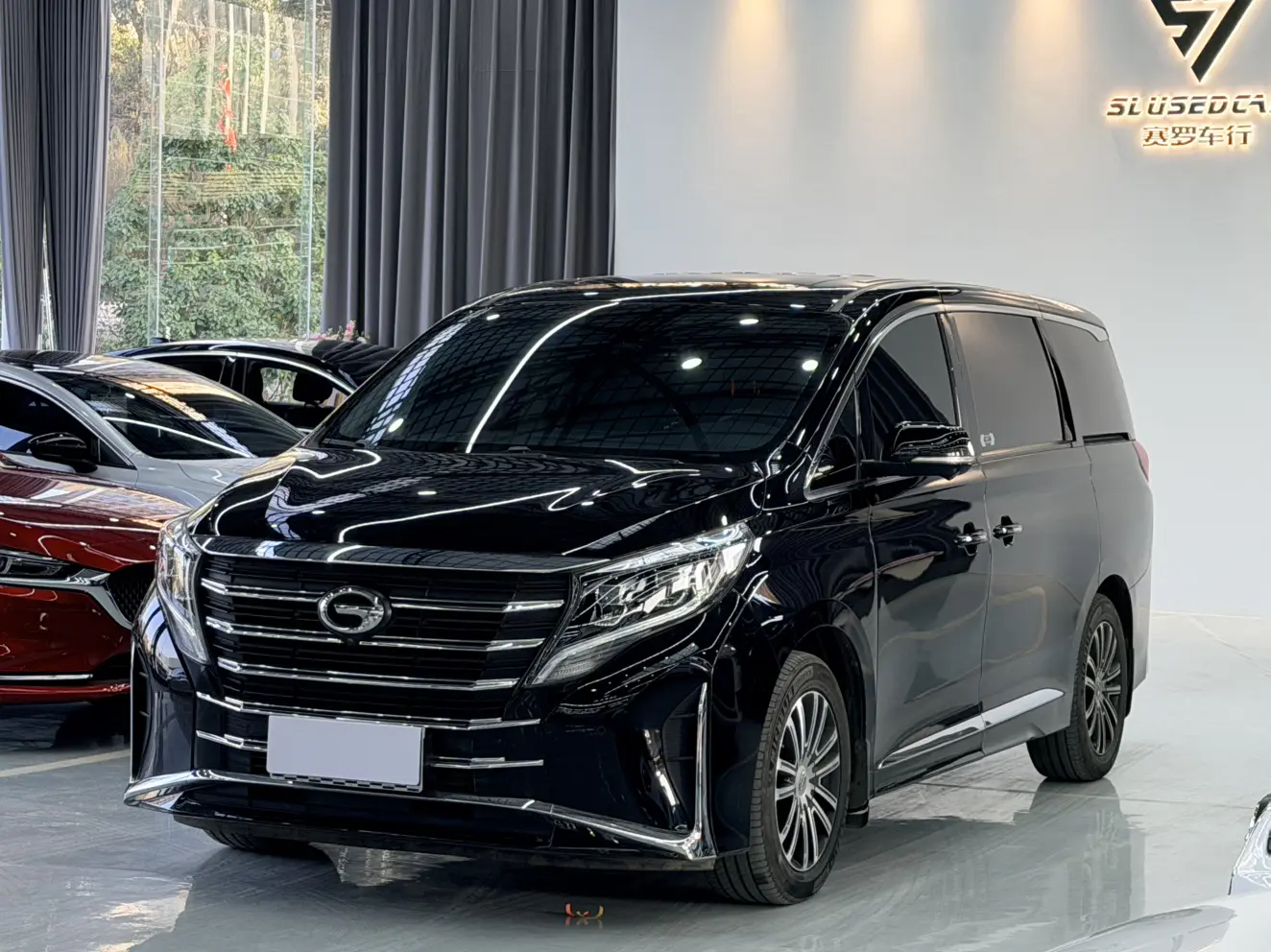 GAC Trumpchi M8  из Китая