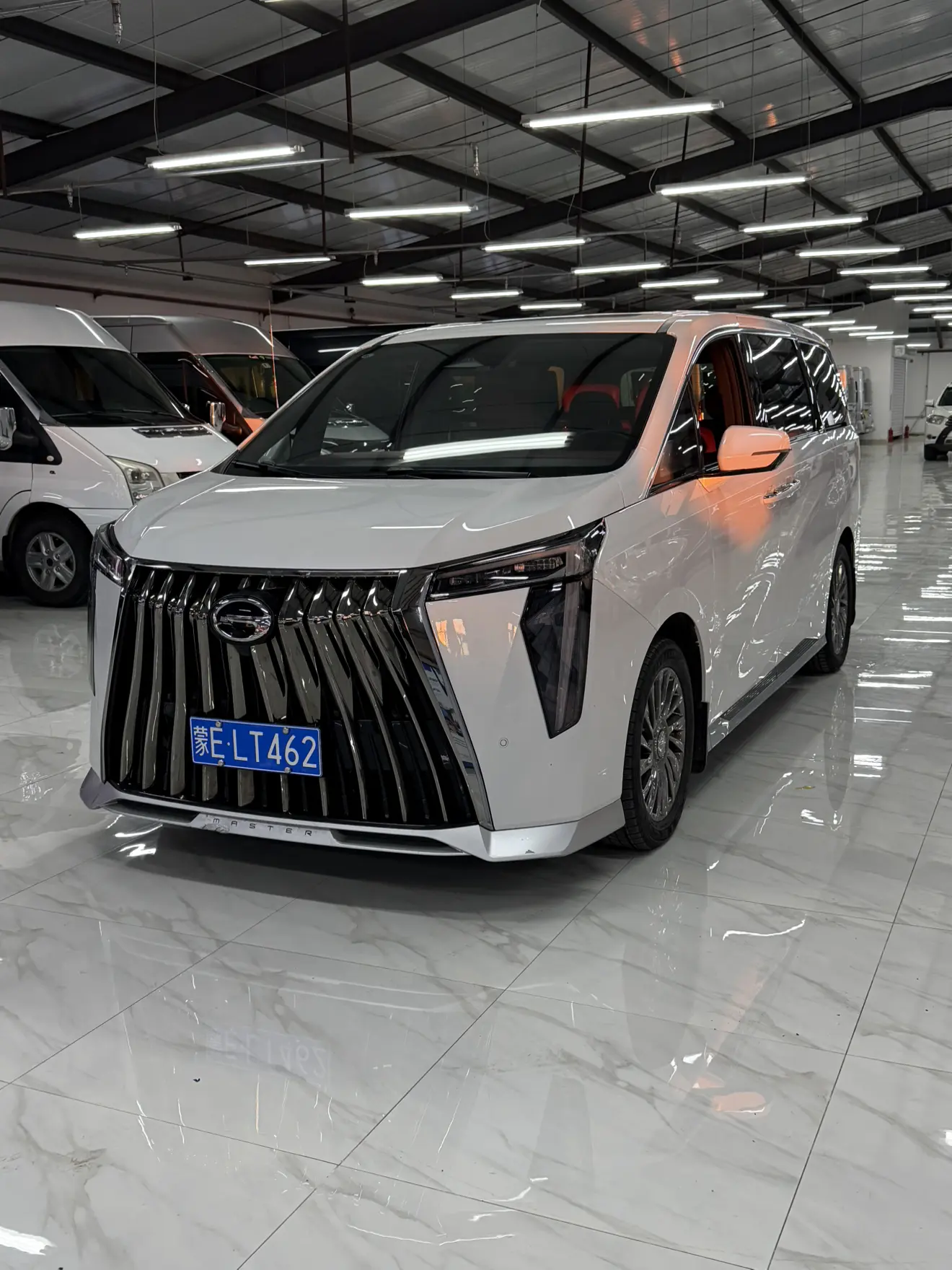 GAC Trumpchi M8  из Китая