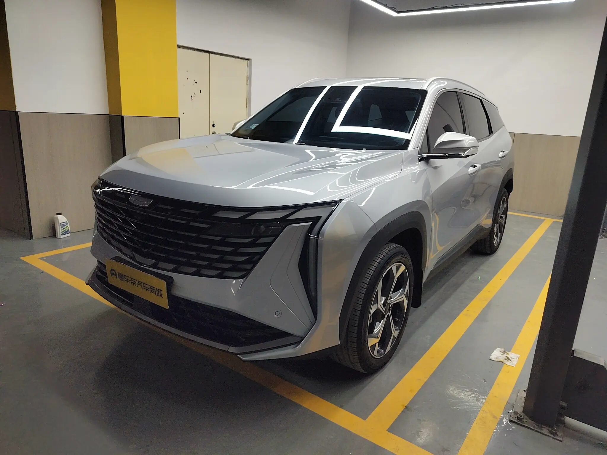 Geely Atlas L (Boyue L)  из Китая