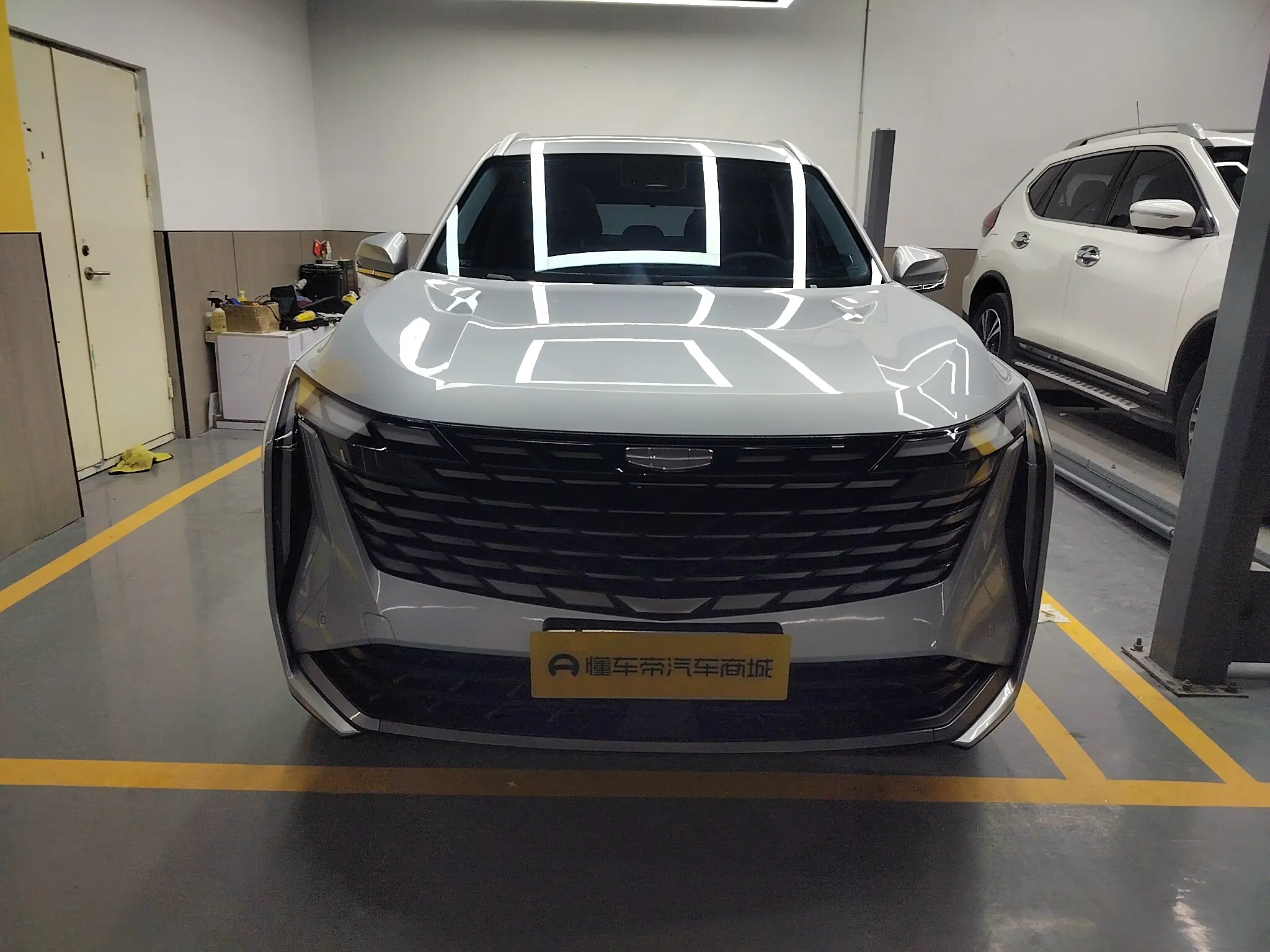 Geely Atlas L (Boyue L)  из Китая