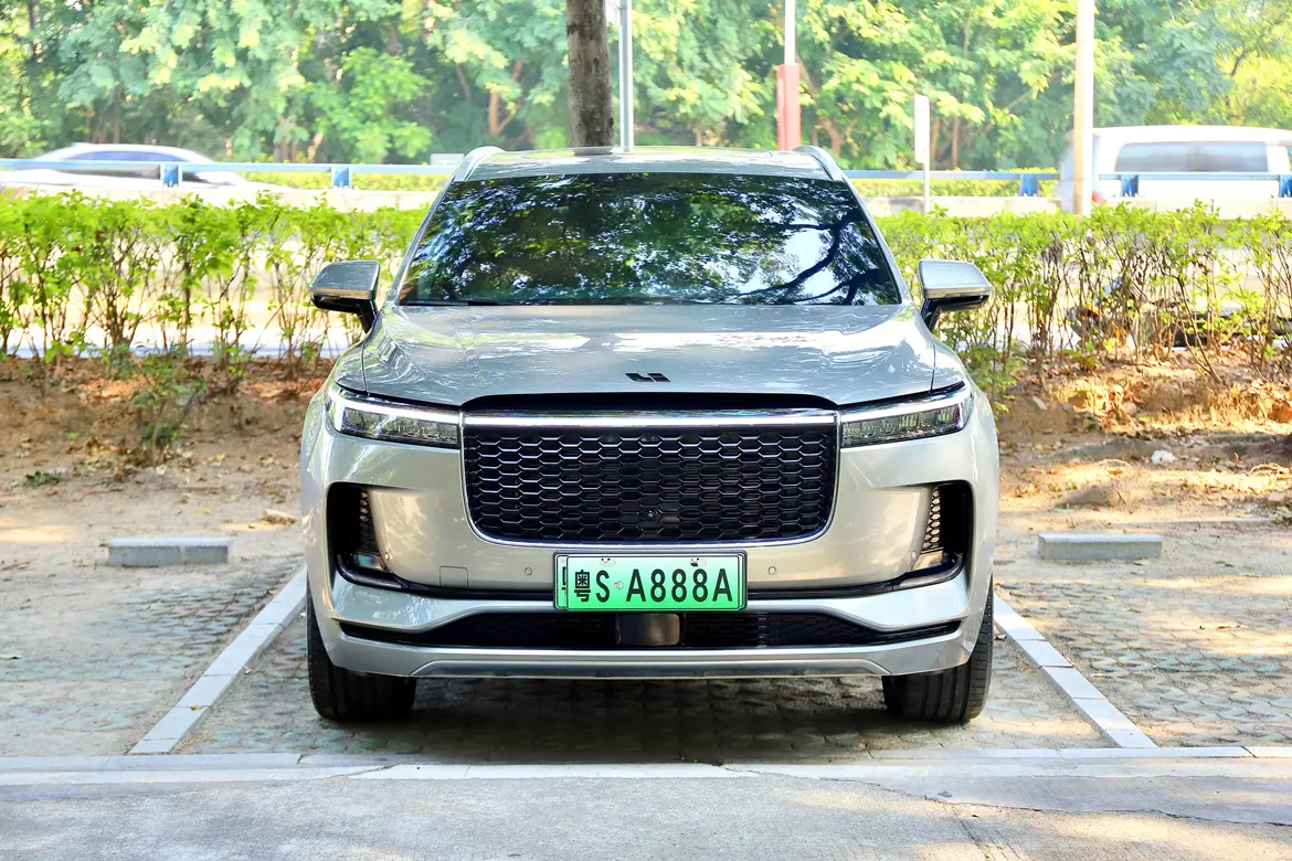 Li ONE (Ideal ONE)  из Китая