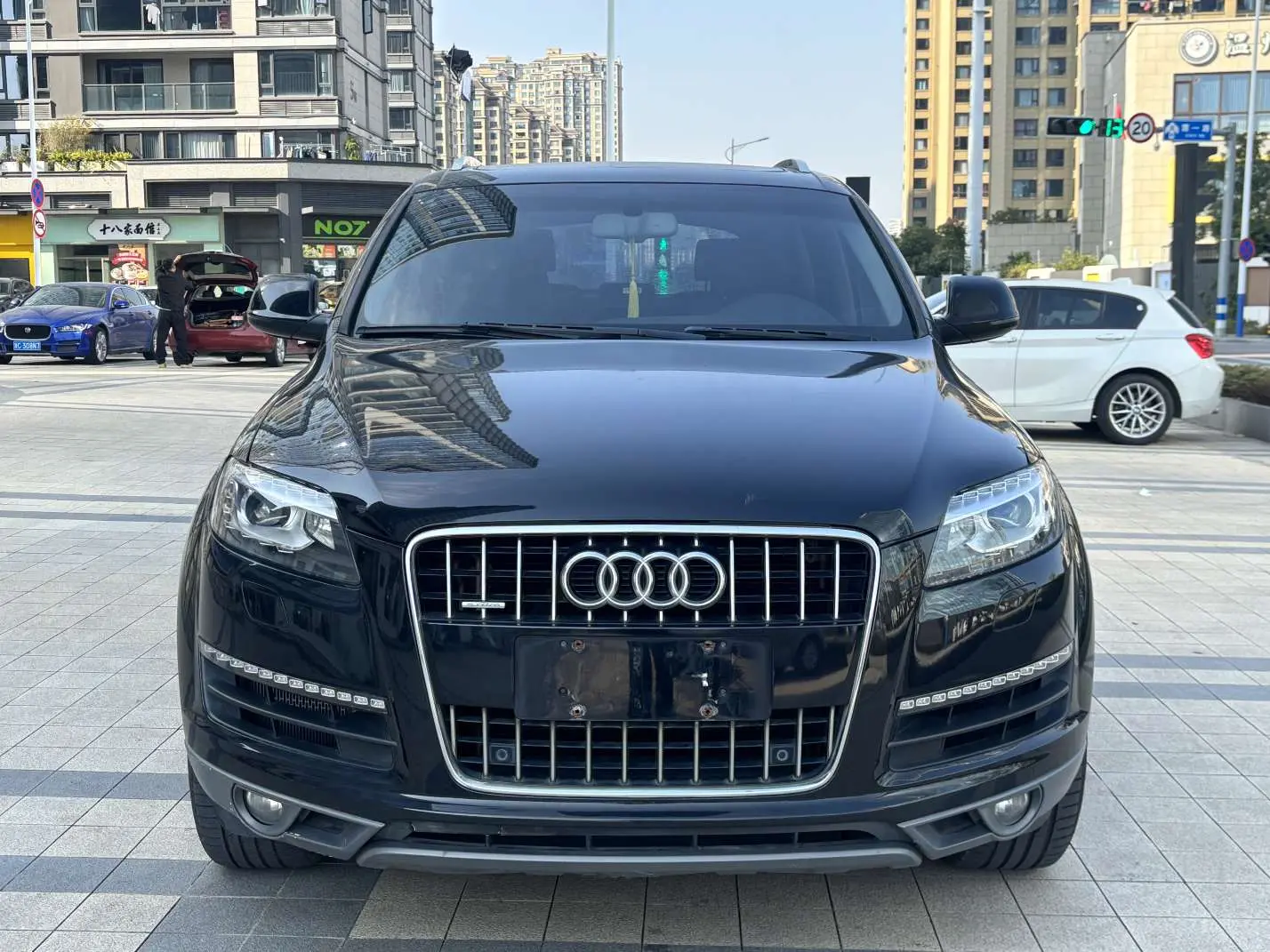 Audi Q7  из Китая