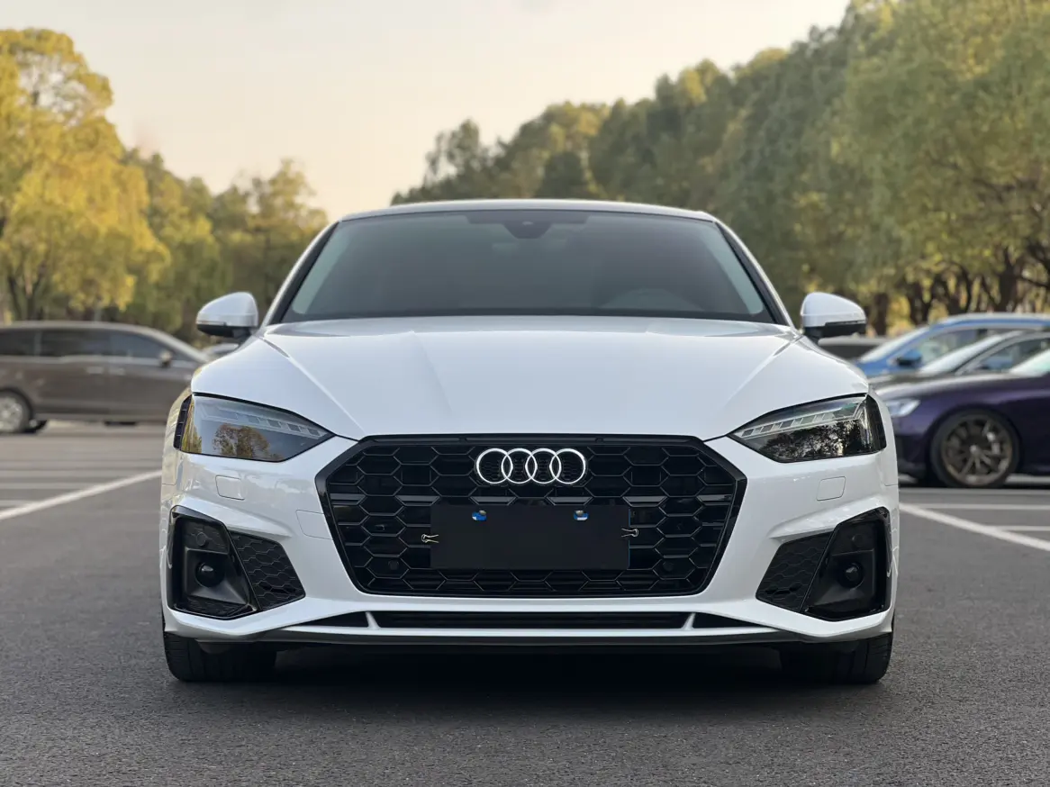 Audi A5  из Китая