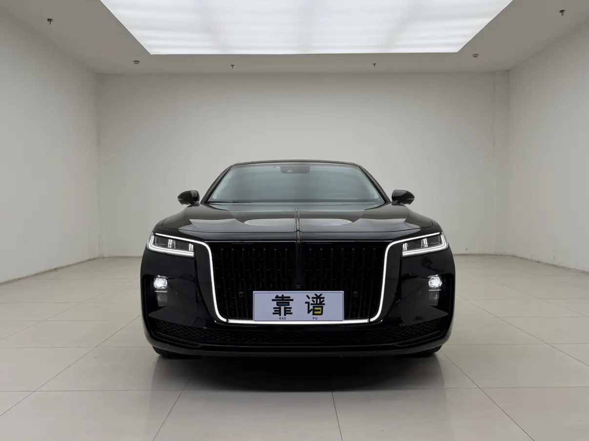 Hongqi H9  из Китая