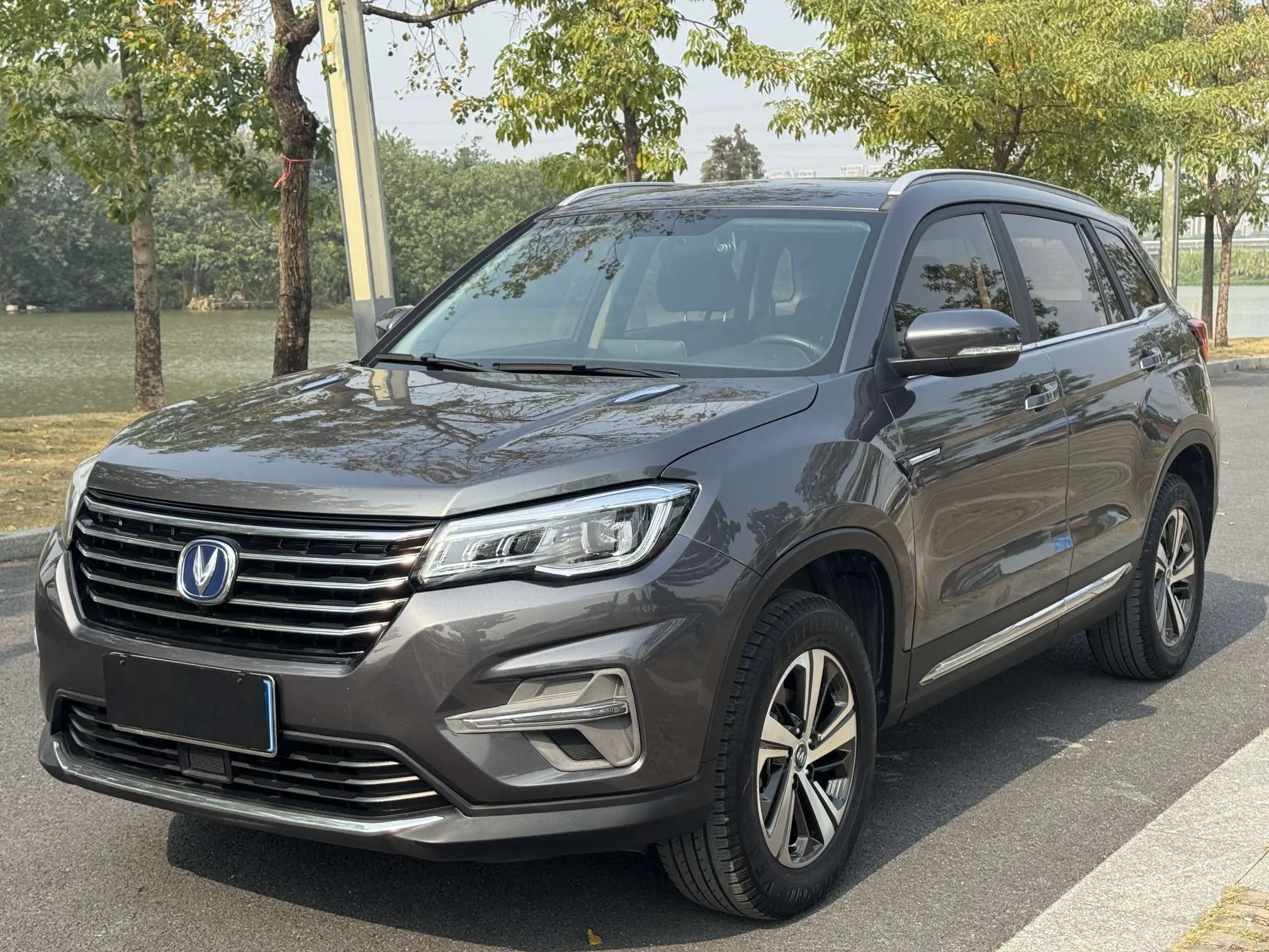 Changan CS75  из Китая