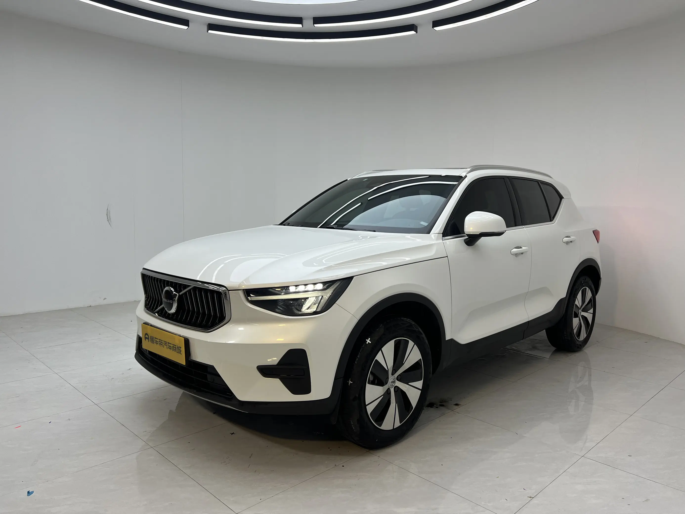 Volvo XC40  из Китая