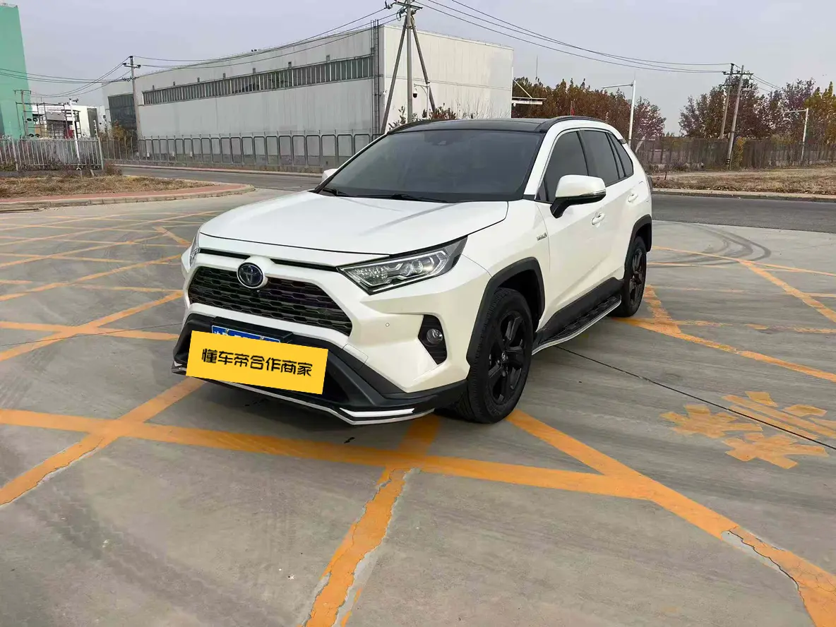Toyota RAV4  из Китая