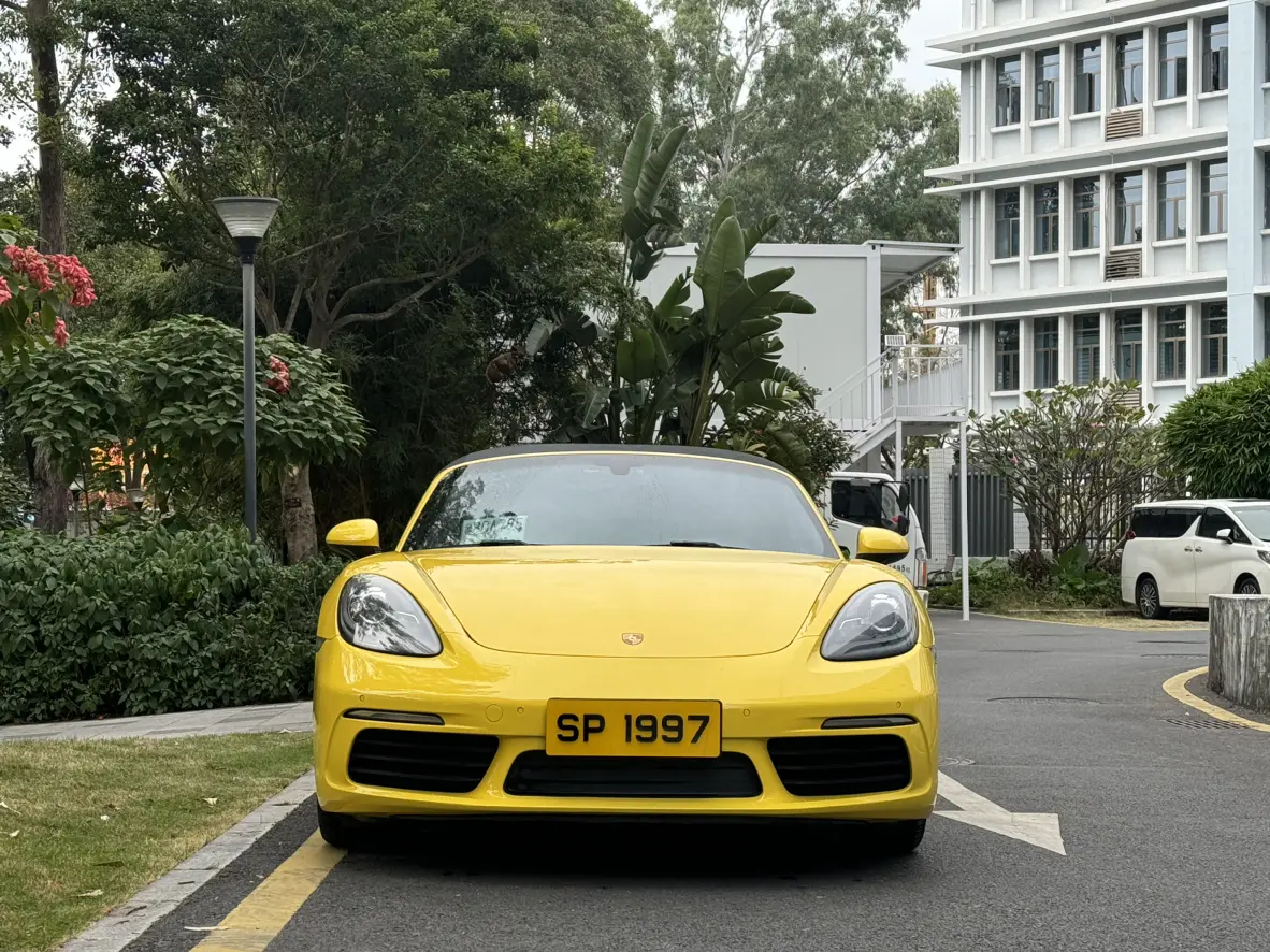 Porsche 718  из Китая