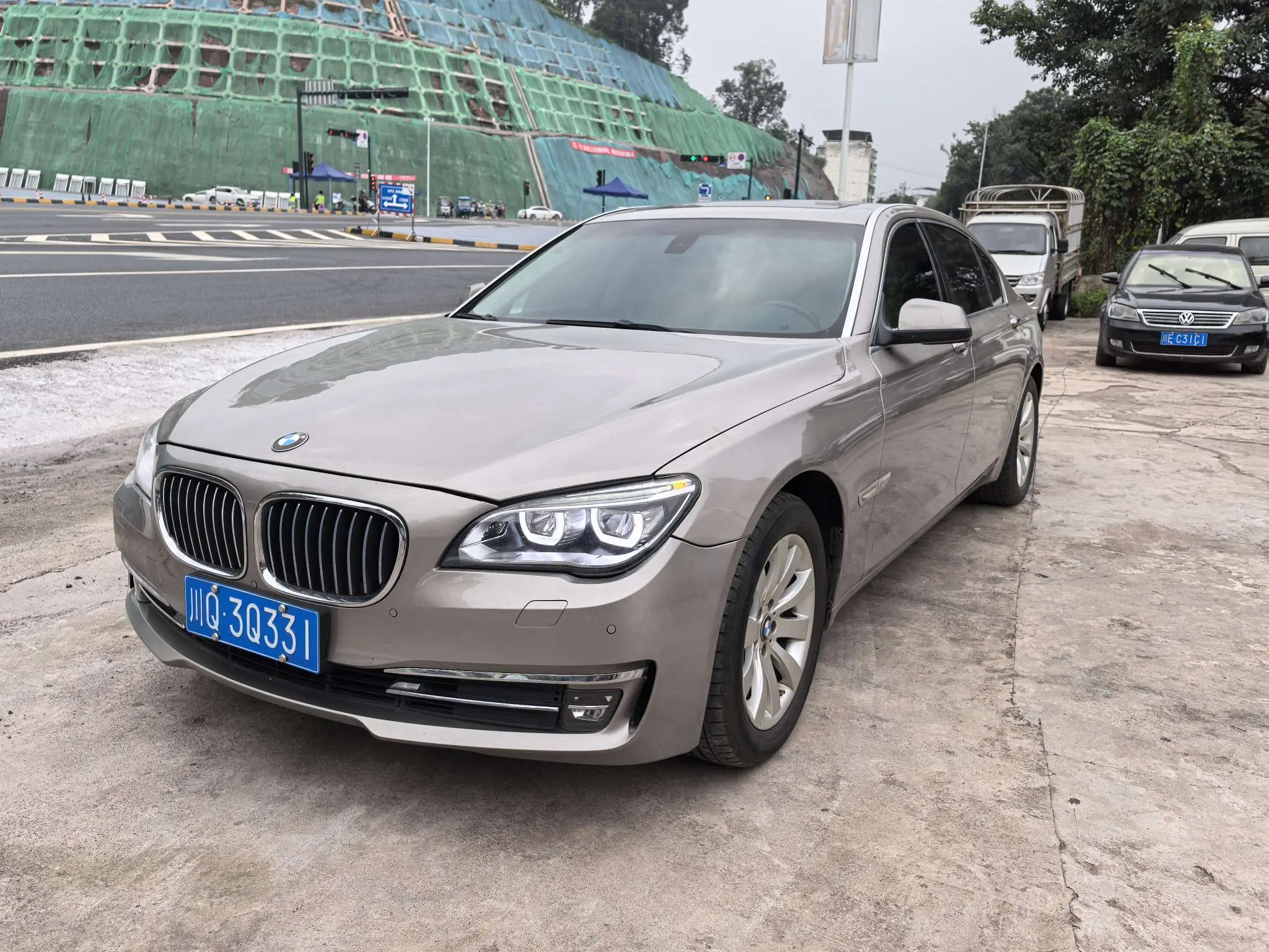 BMW 7 Series  из Китая