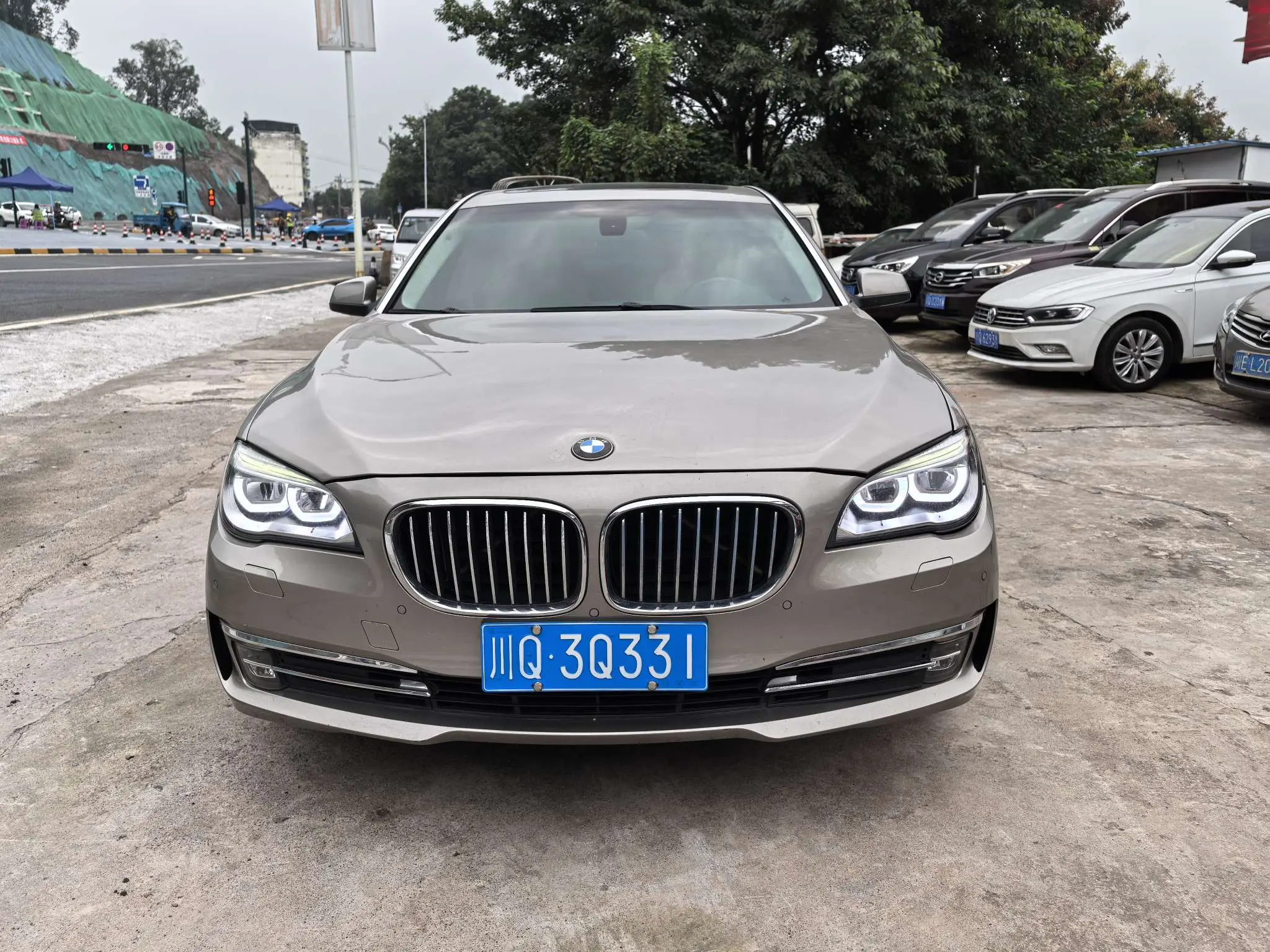 BMW 7 Series  из Китая