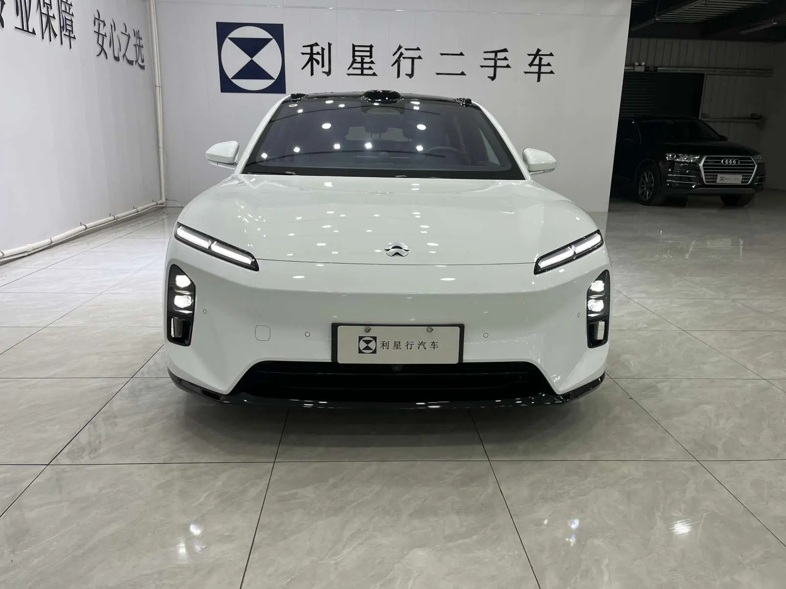 NIO ET5T  из Китая