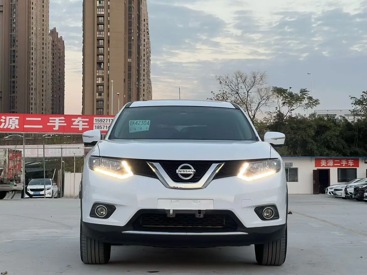 Nissan X-Trail (Qijun)  из Китая