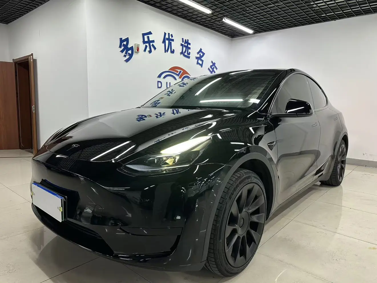 Tesla Model Y  из Китая