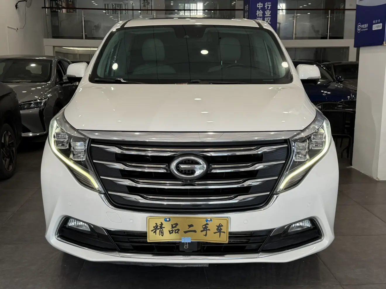GAC Trumpchi M8  из Китая