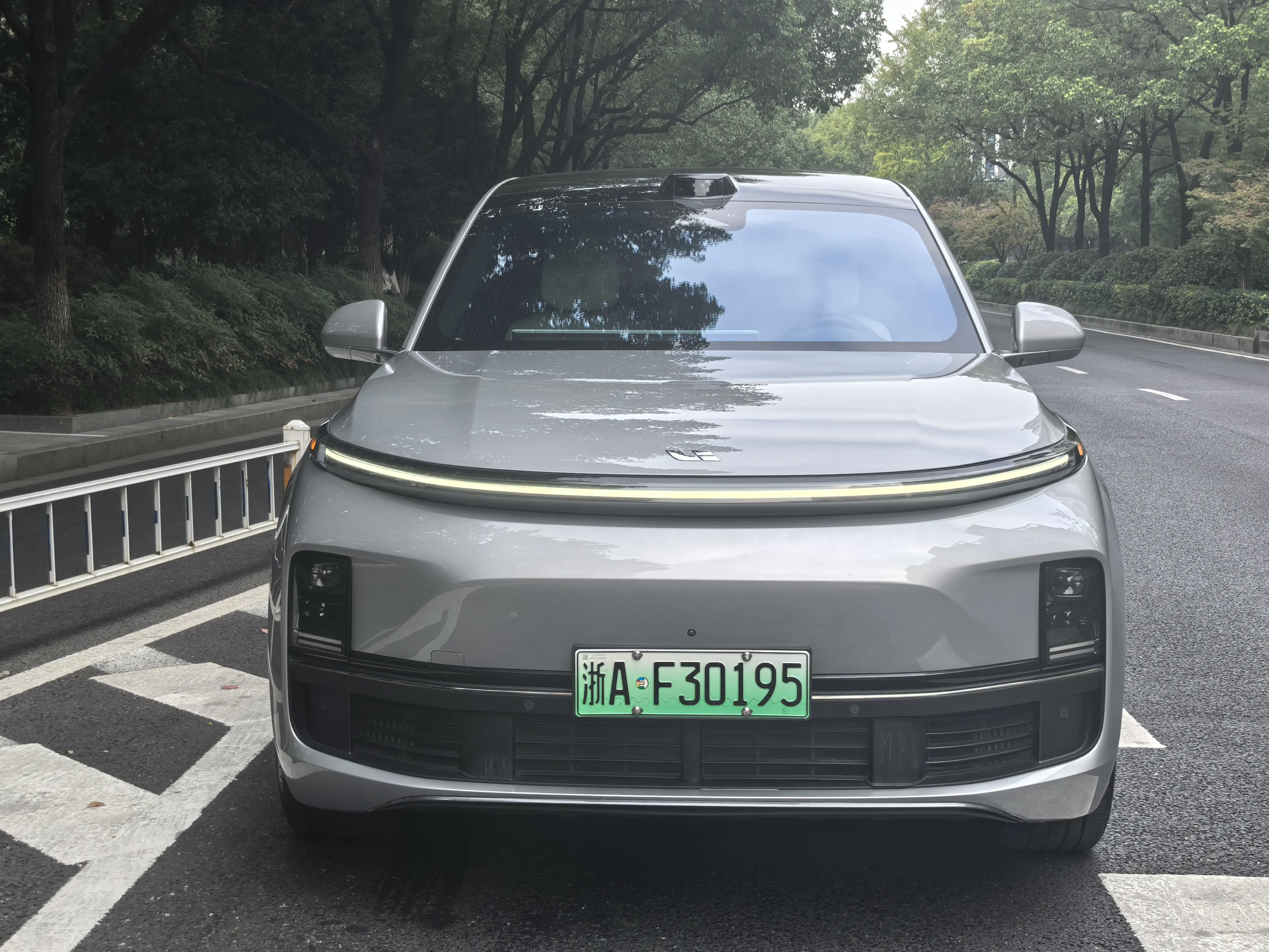 Li L8 (Ideal L8)  из Китая