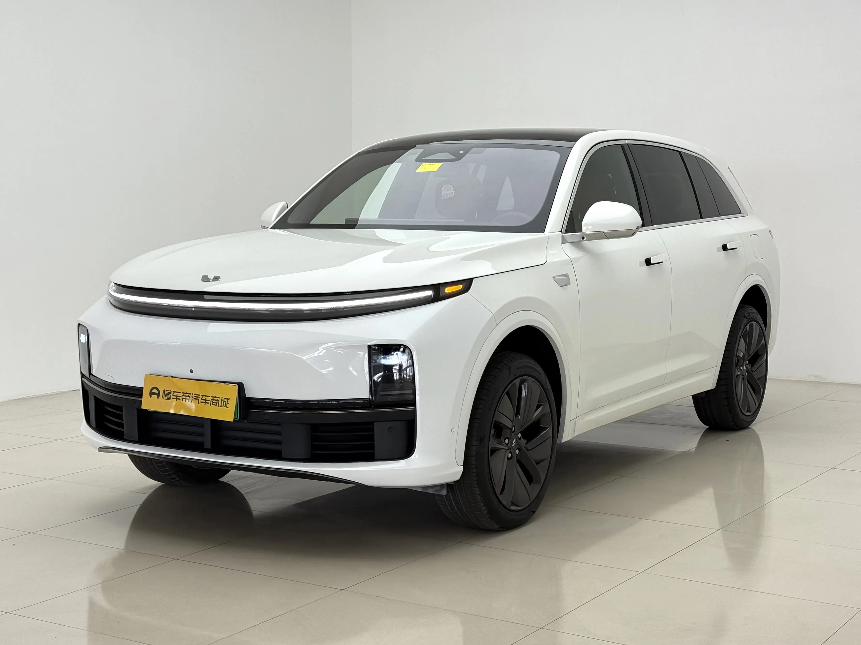 Li L7 (Ideal L7)  из Китая