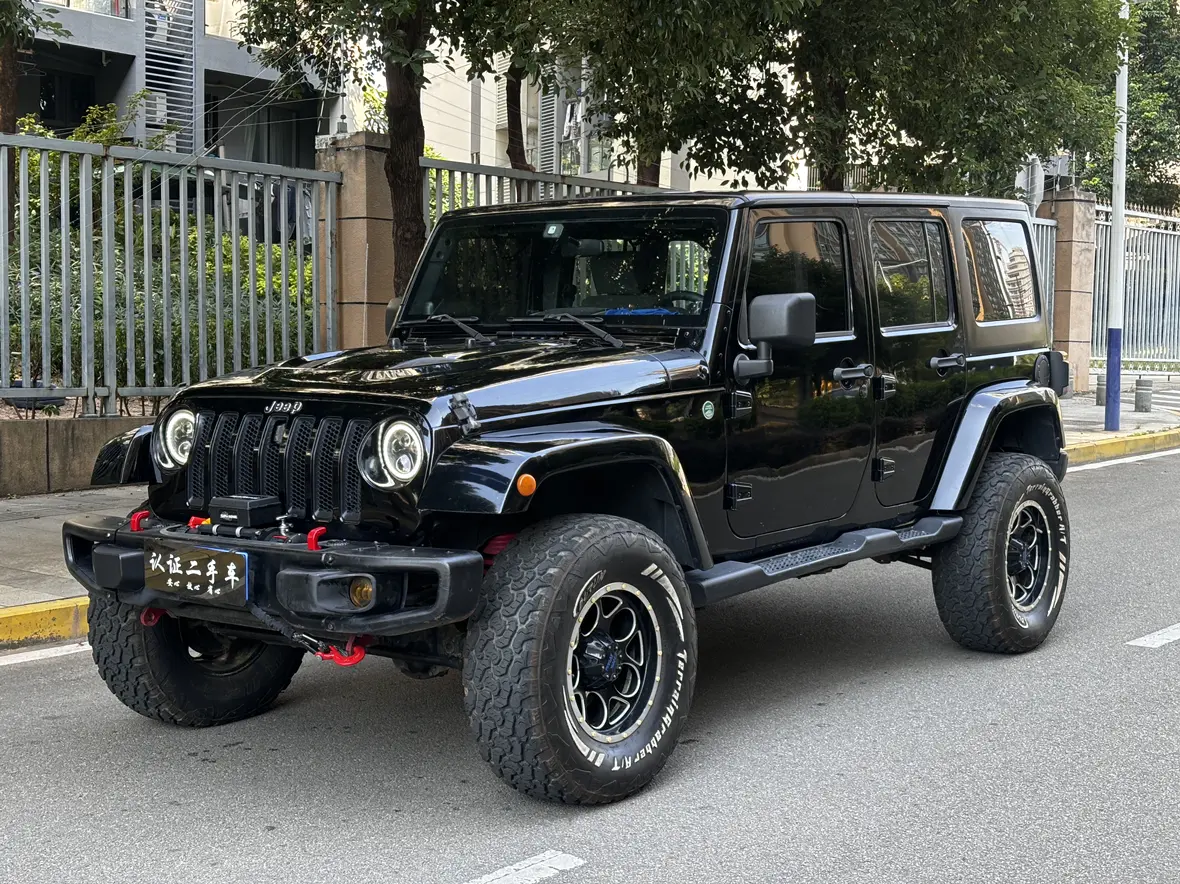 Jeep Wrangler  из Китая
