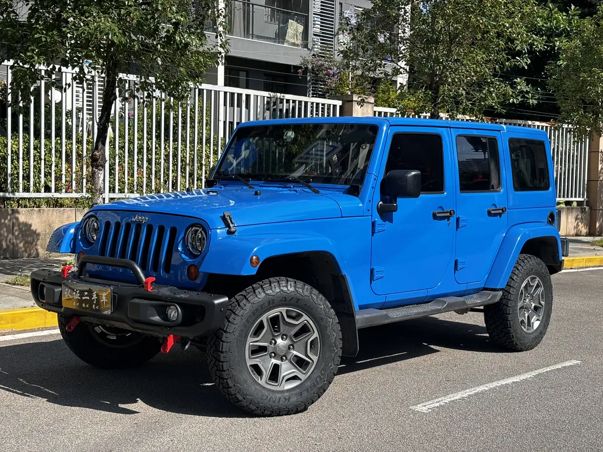 Jeep Wrangler  из Китая