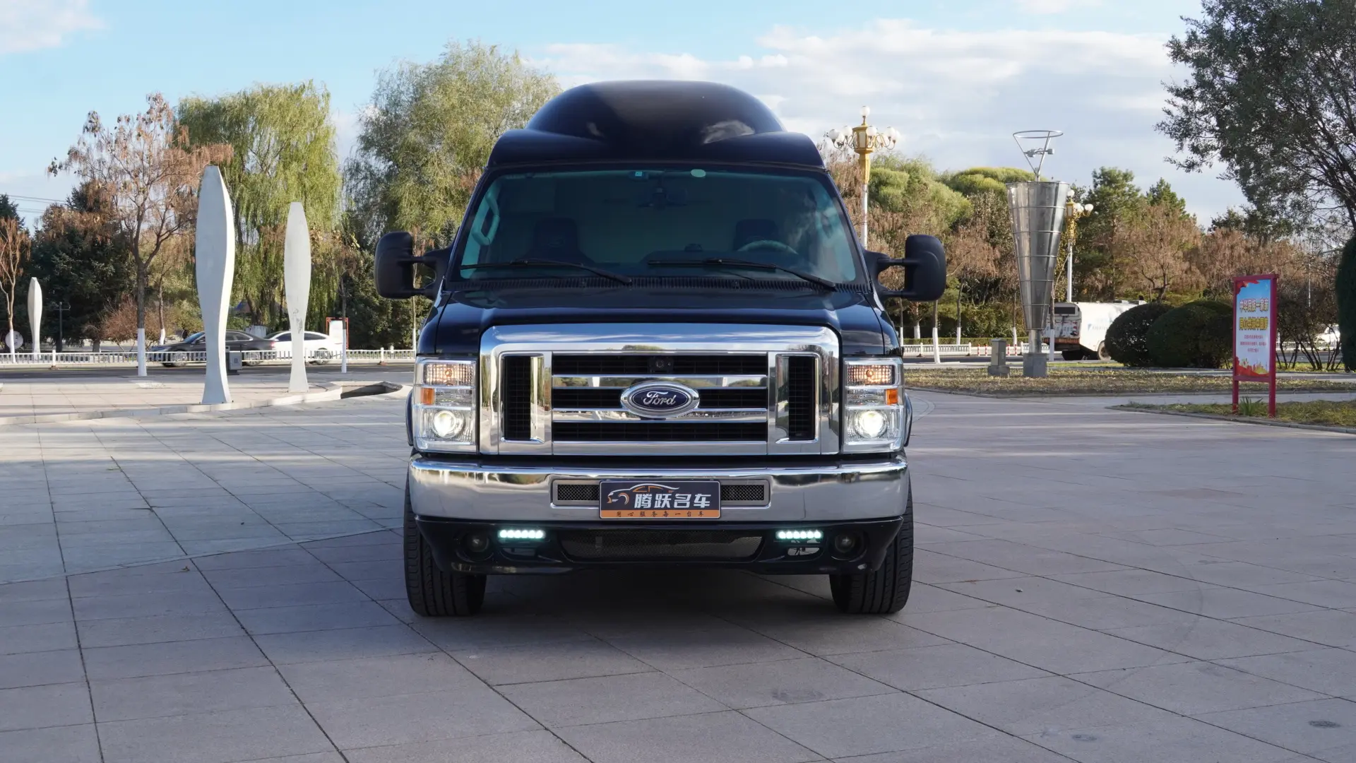 Ford E350  из Китая