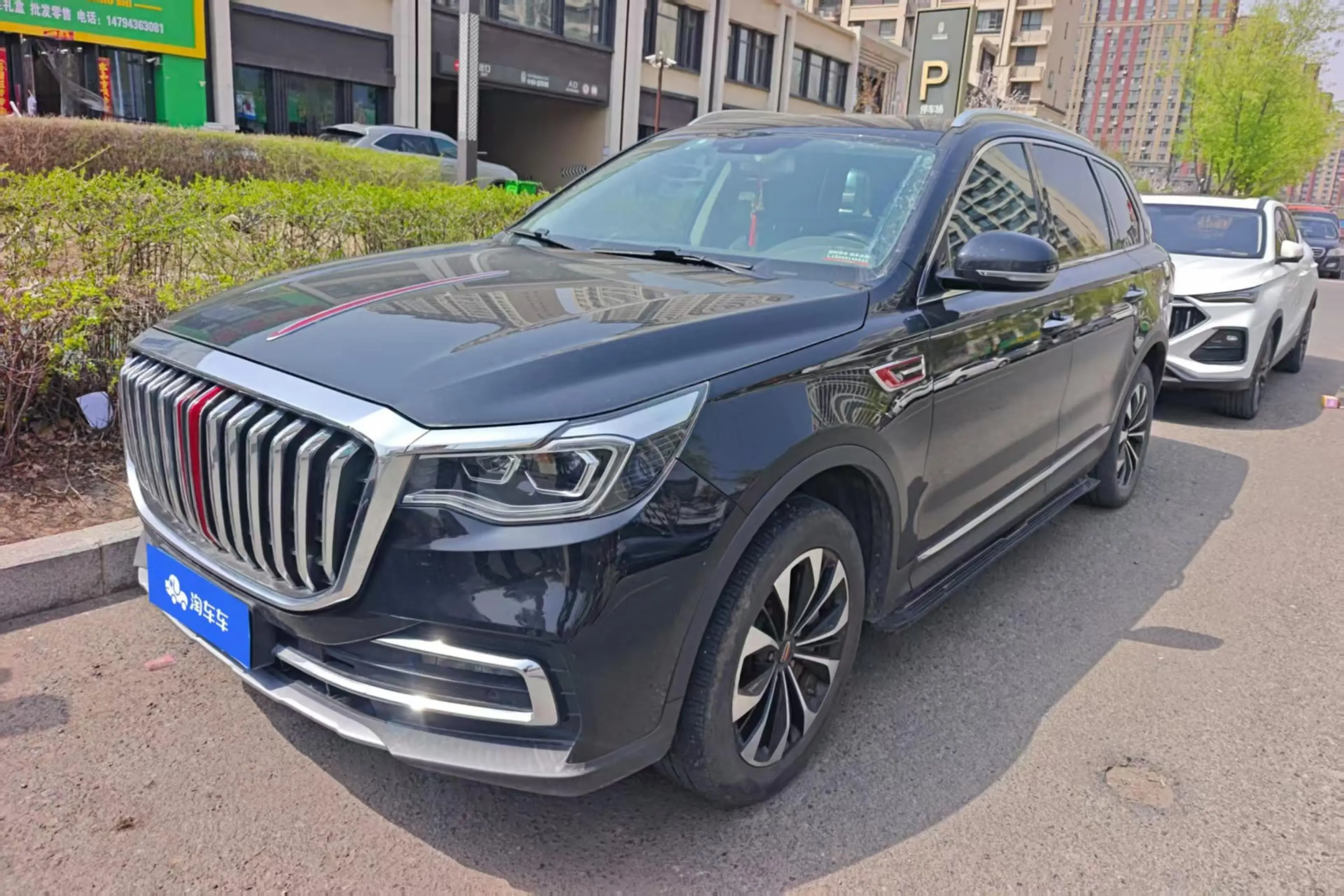 Hongqi HS7  из Китая