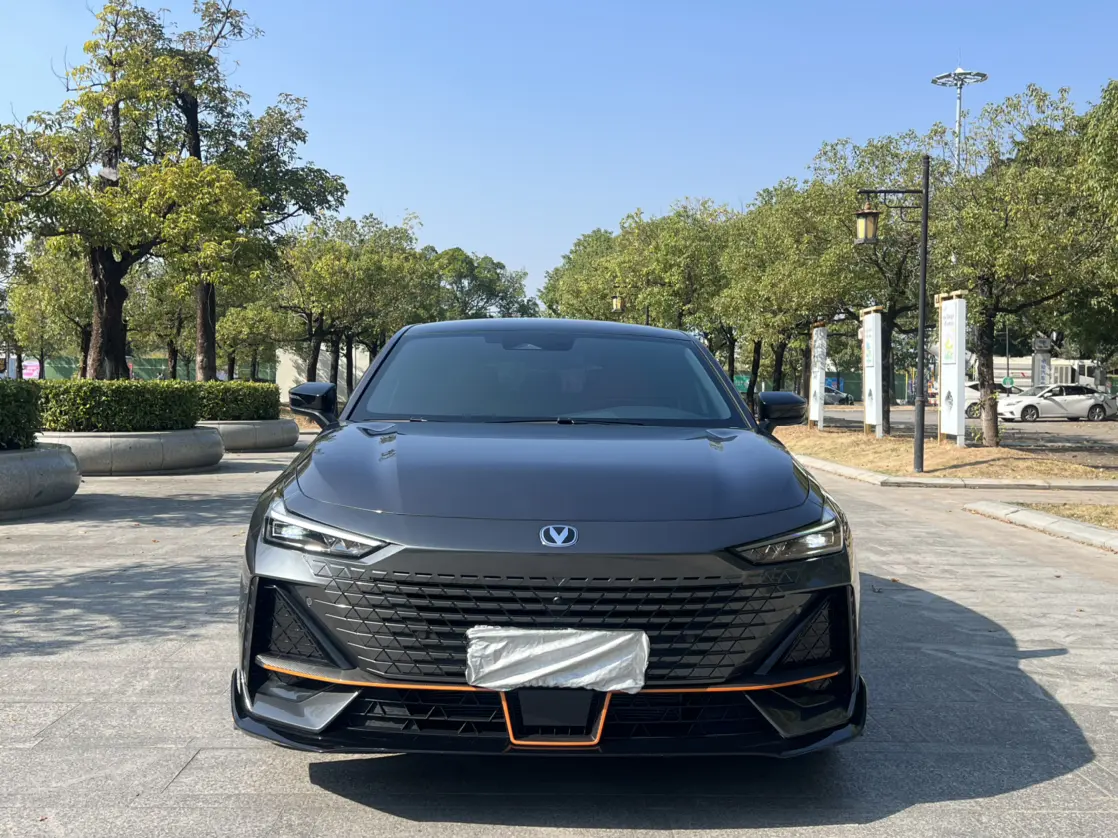 Changan UNI-V  из Китая