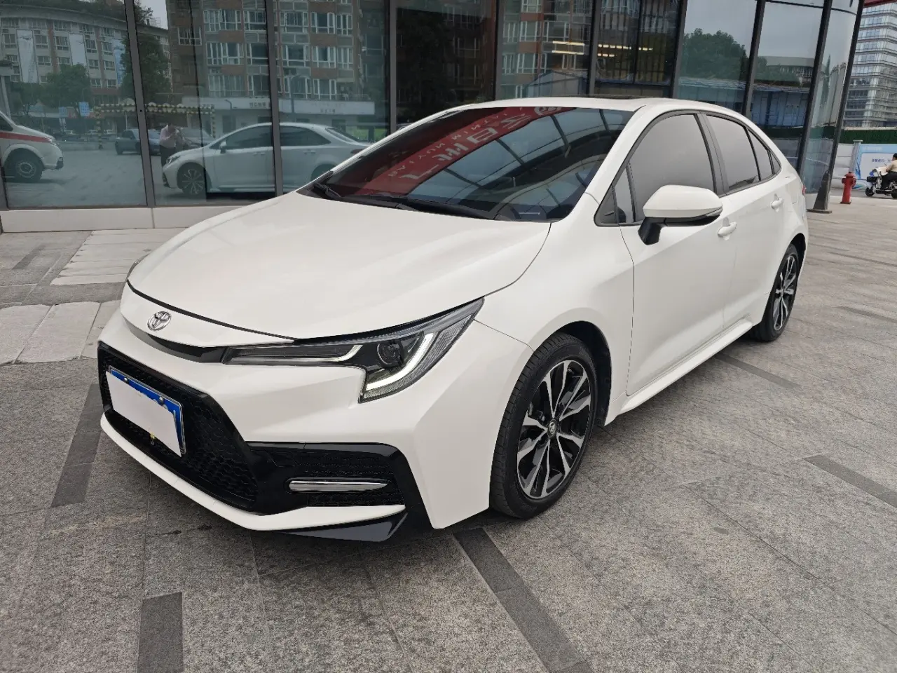Toyota Levin (Lei Ling)  из Китая