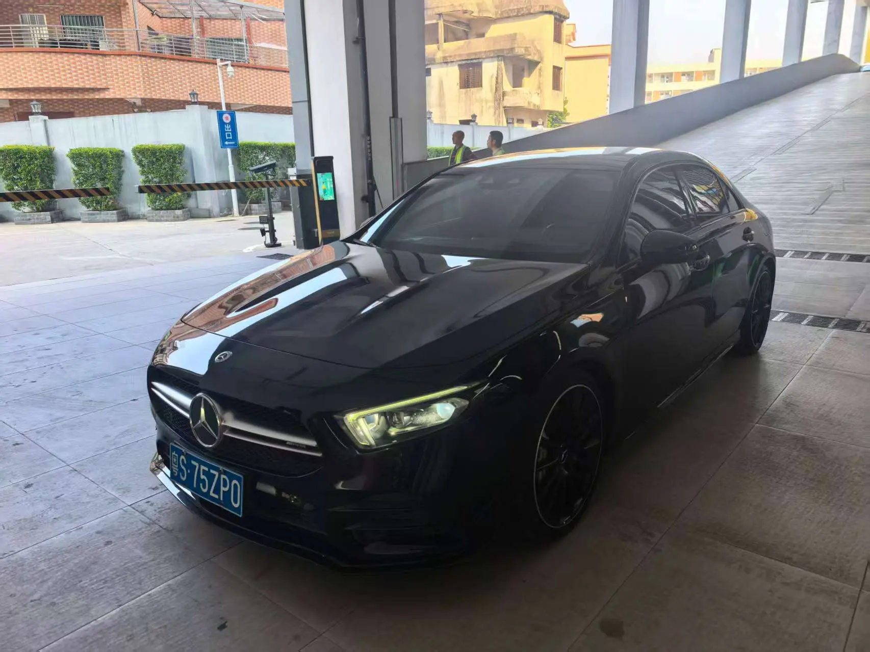 Mercedes-Benz A-Class AMG  из Китая