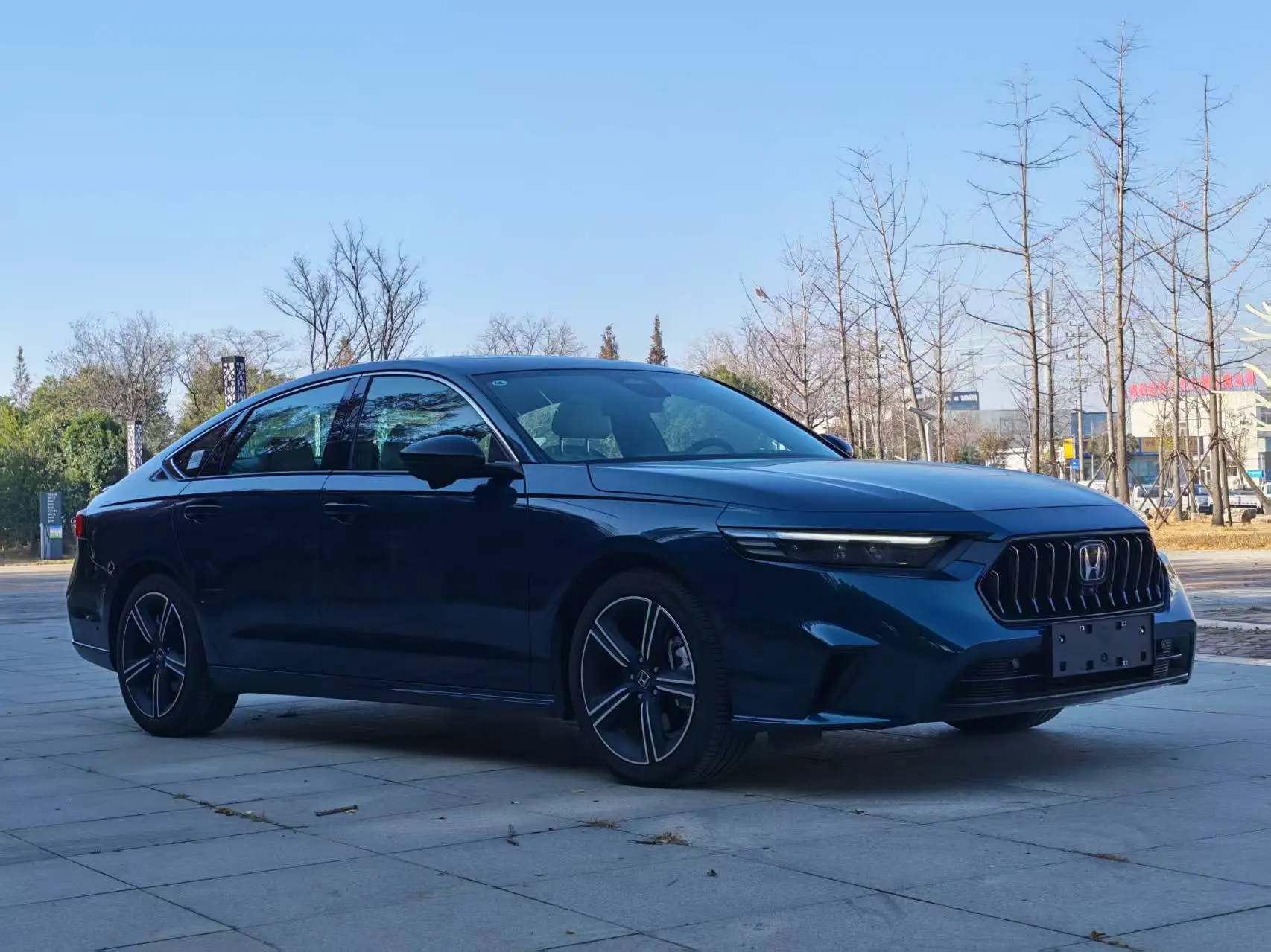 Honda Inspire (PHEV) (Yingshipai PHEV)  из Китая